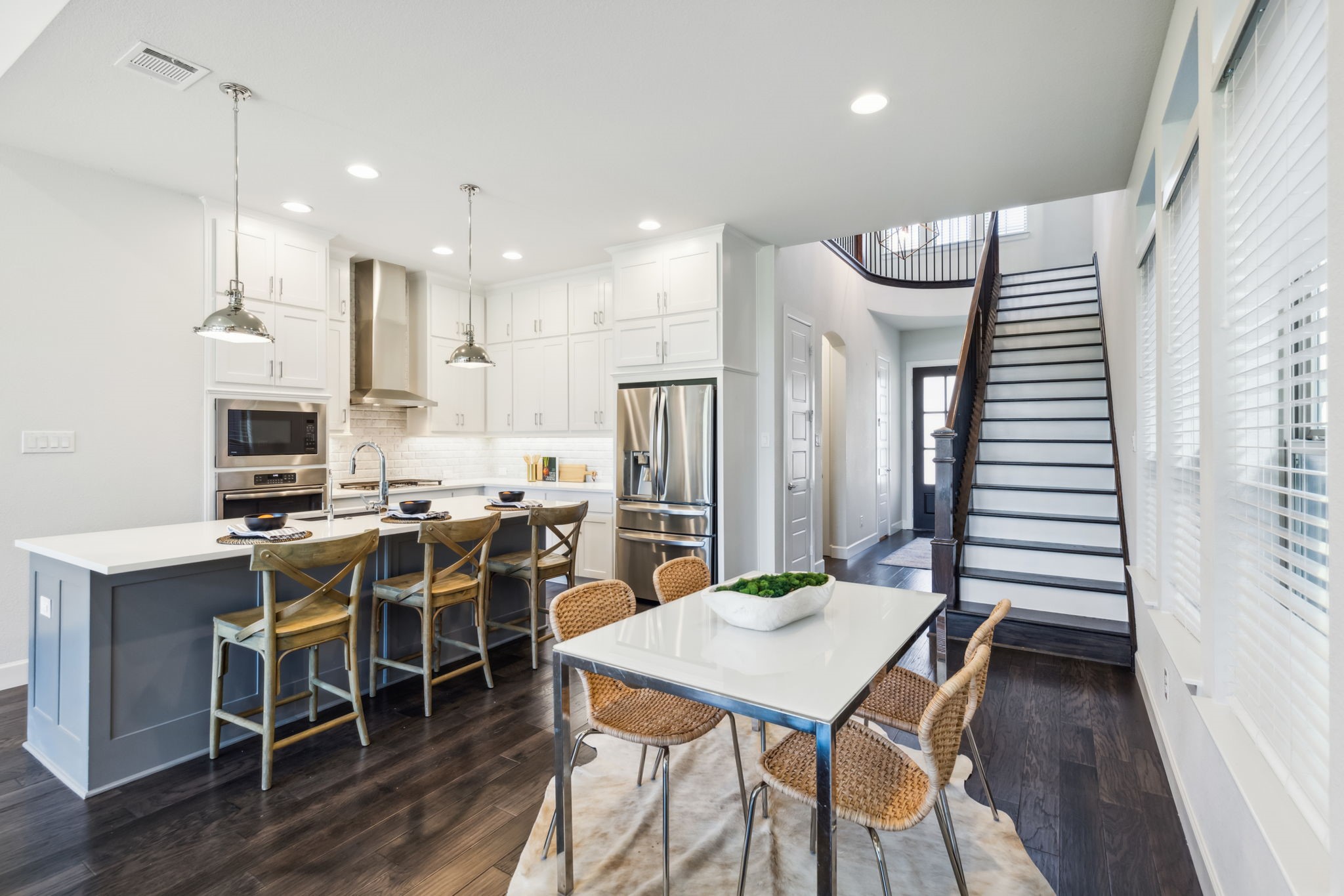 7032 Silverberry Street