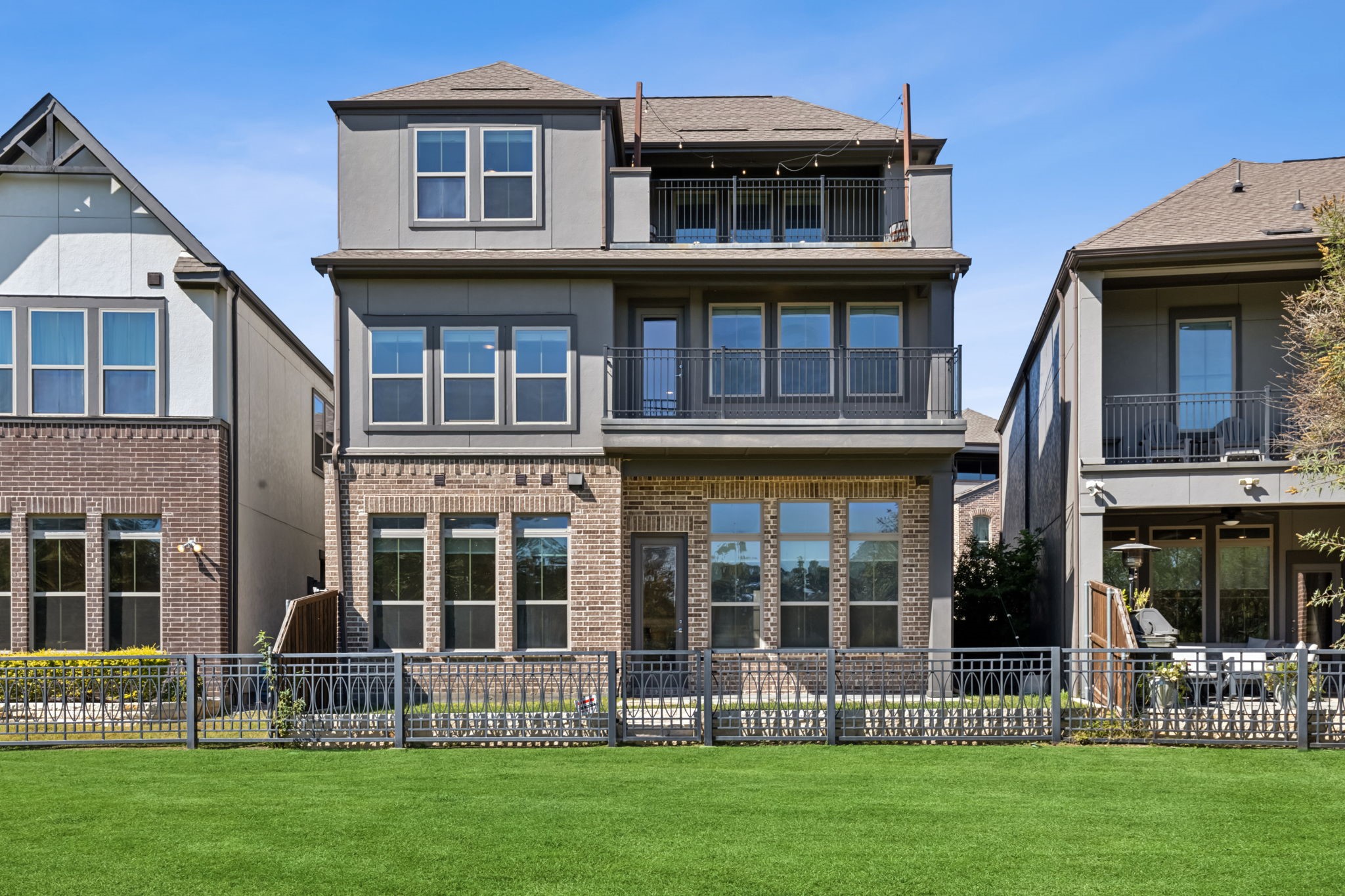 7032 Silverberry Street