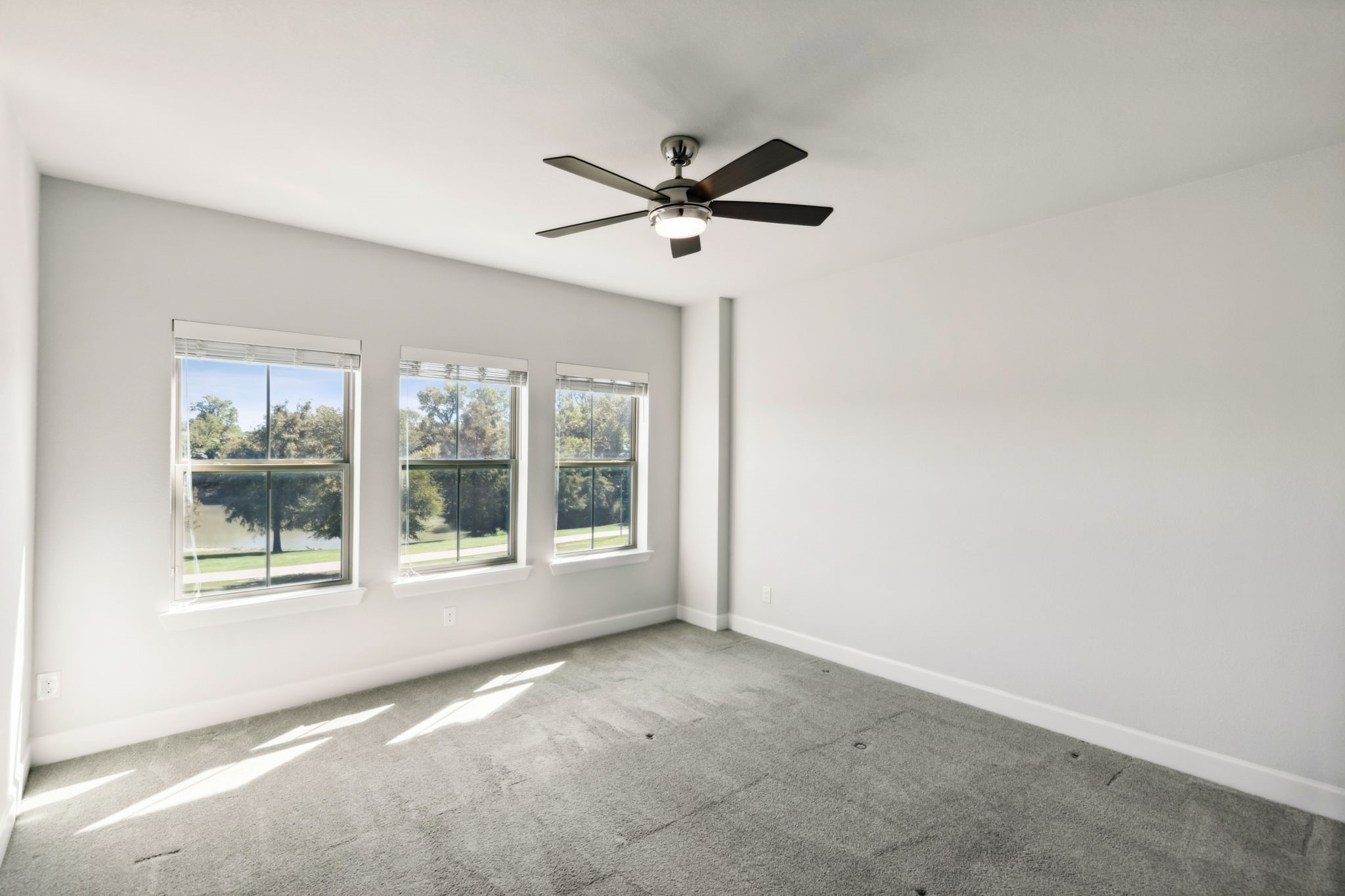 7032 Silverberry Street