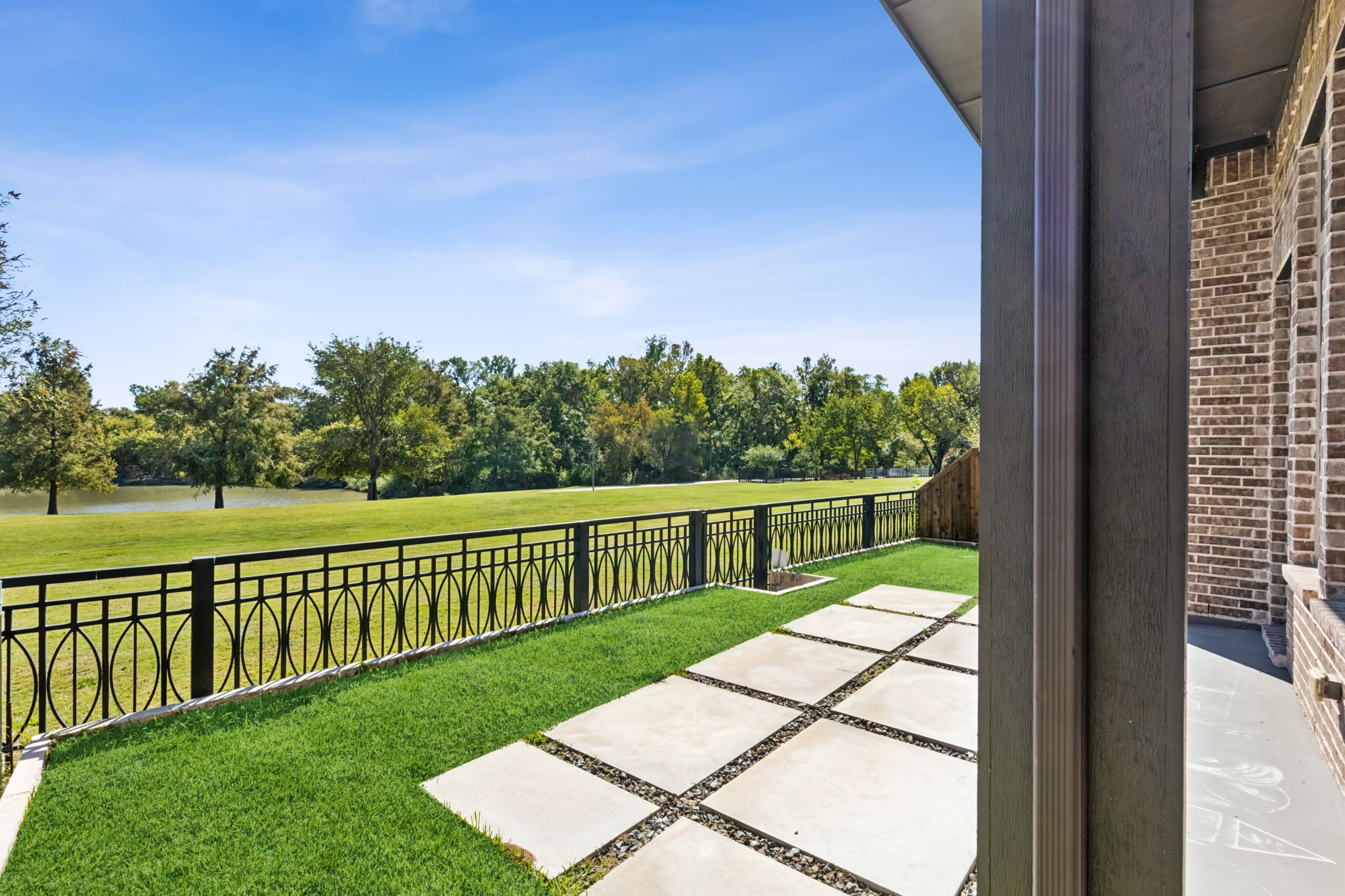 7032 Silverberry Street