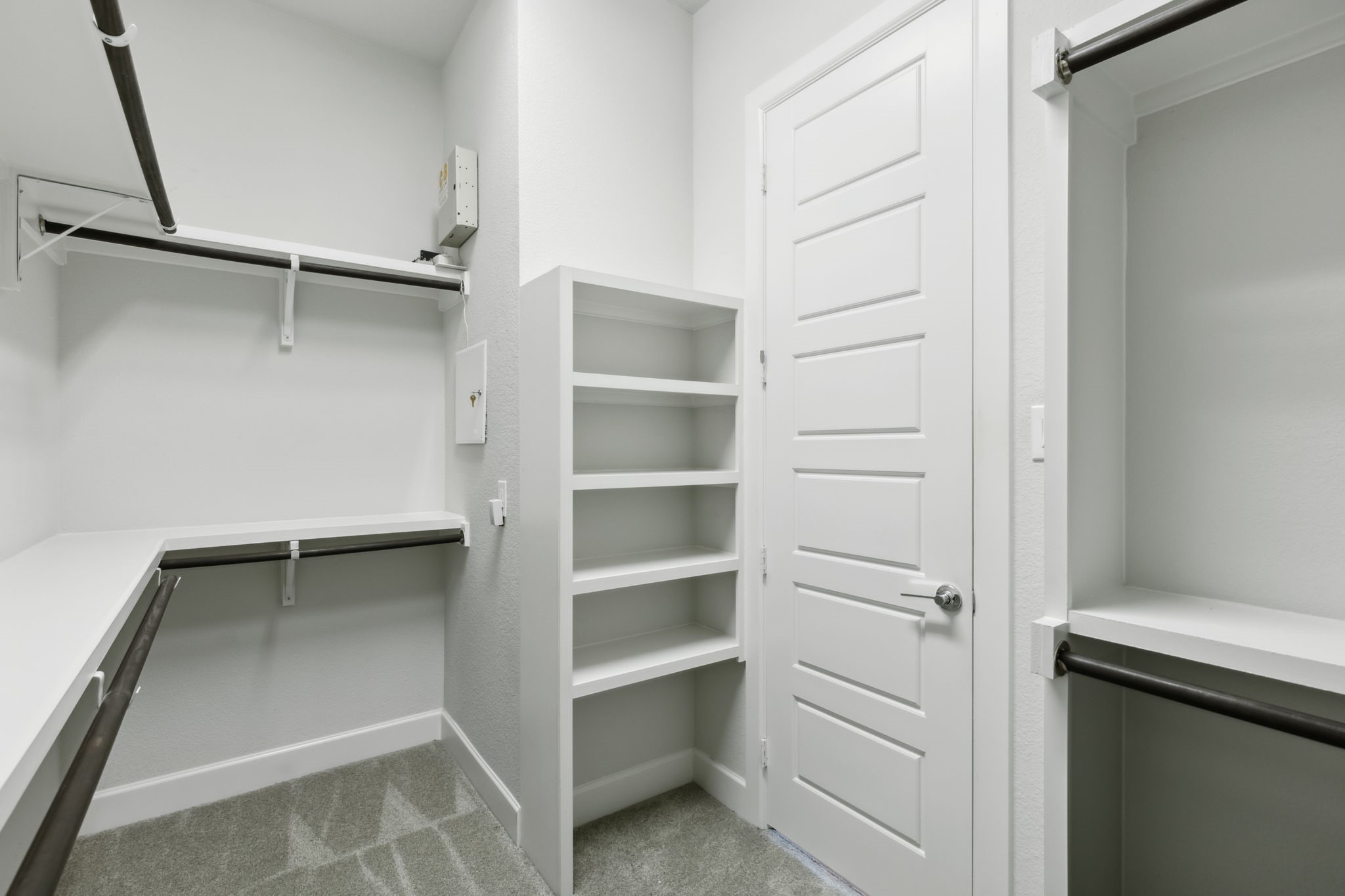 7032 Silverberry Street