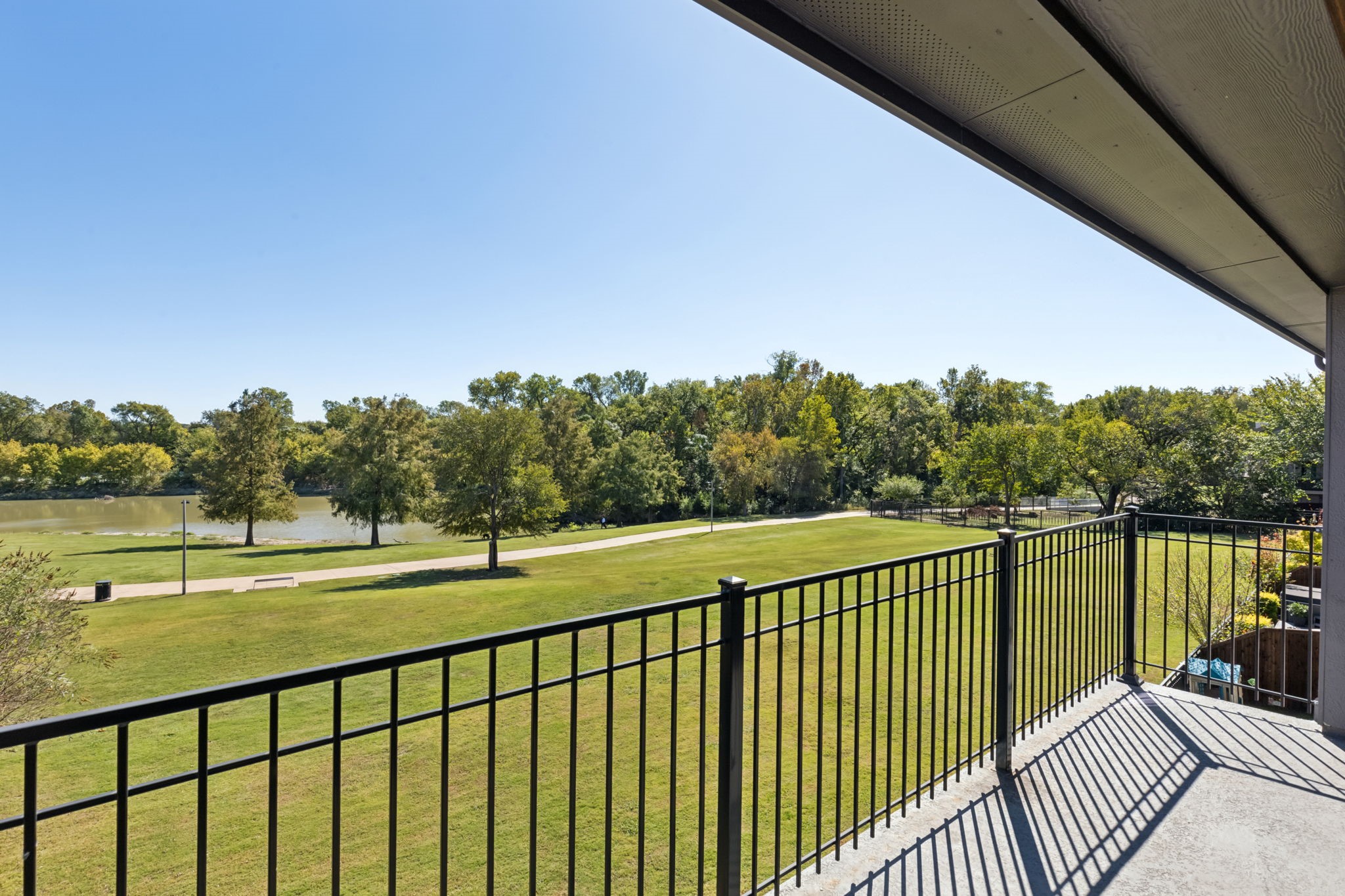 7032 Silverberry Street