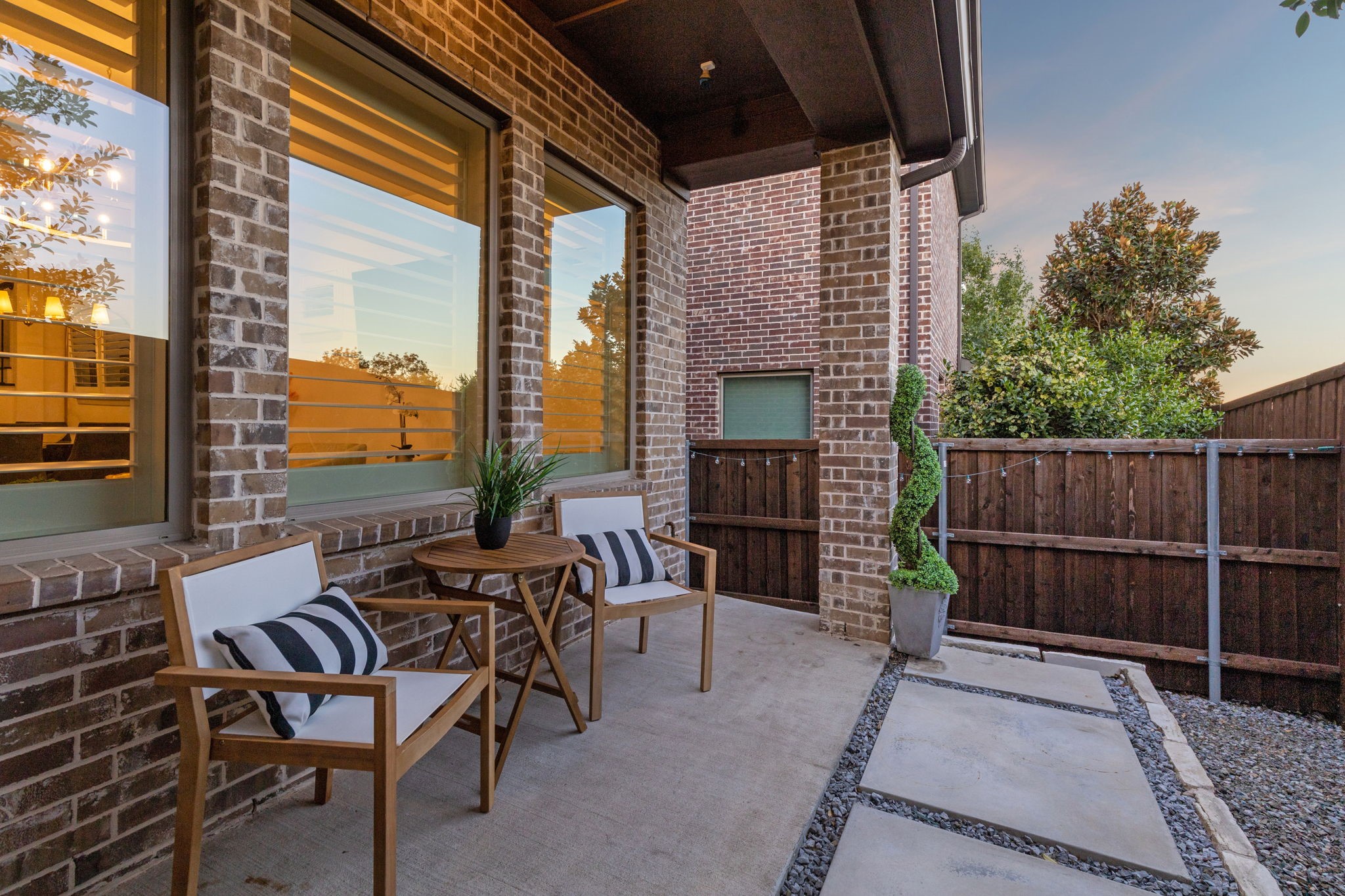 9142 Rock Daisy Court