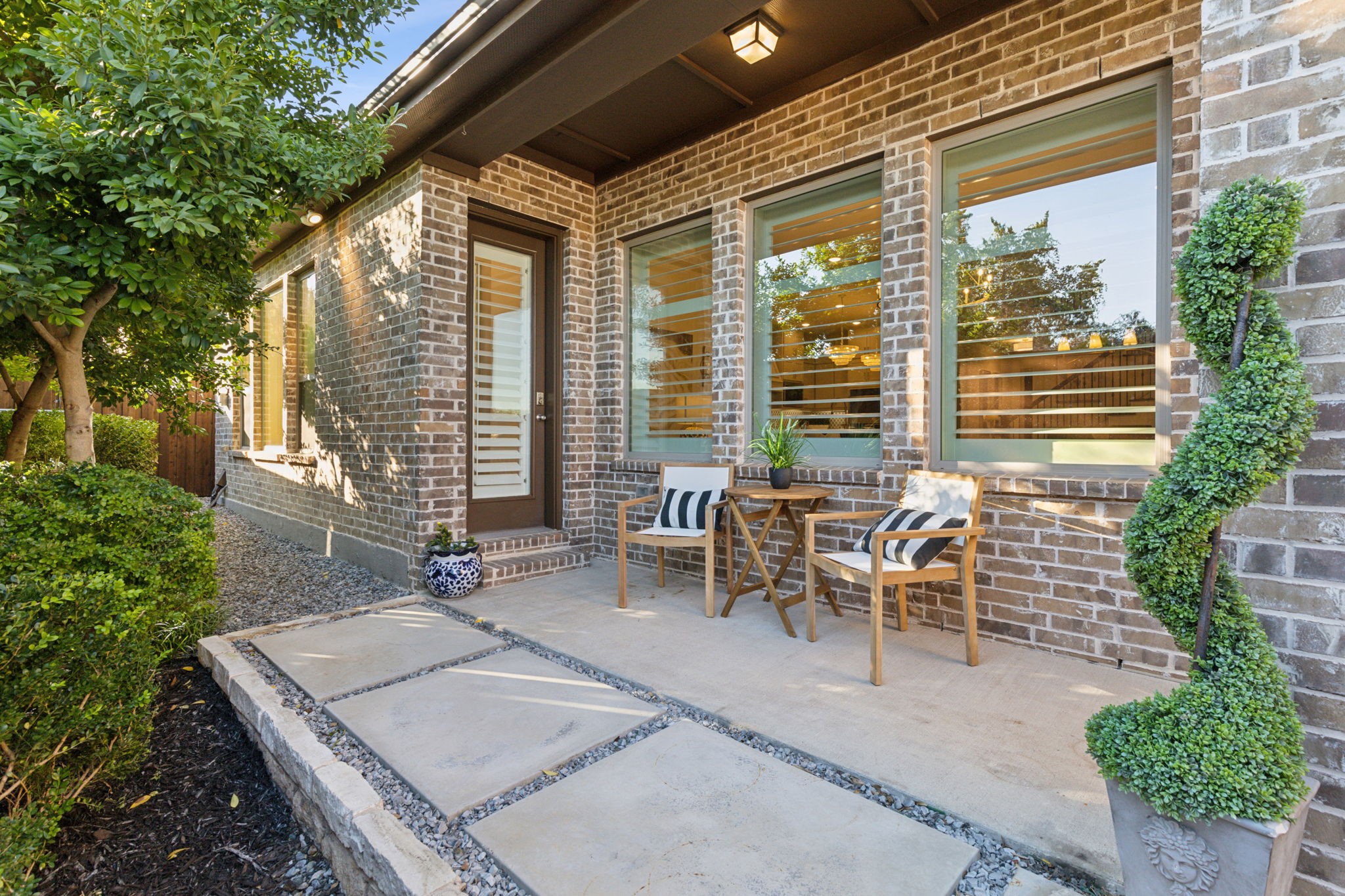 9142 Rock Daisy Court