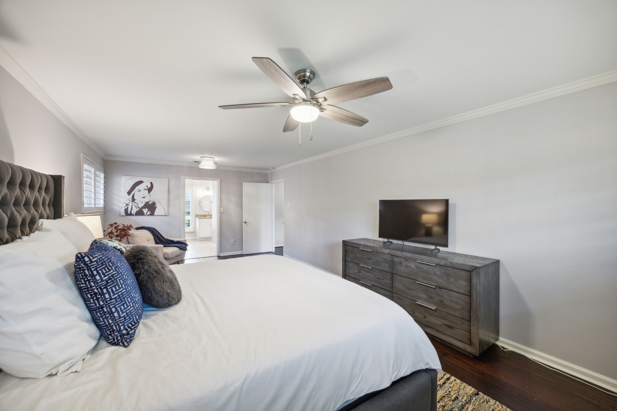 3445 Salisbury Drive