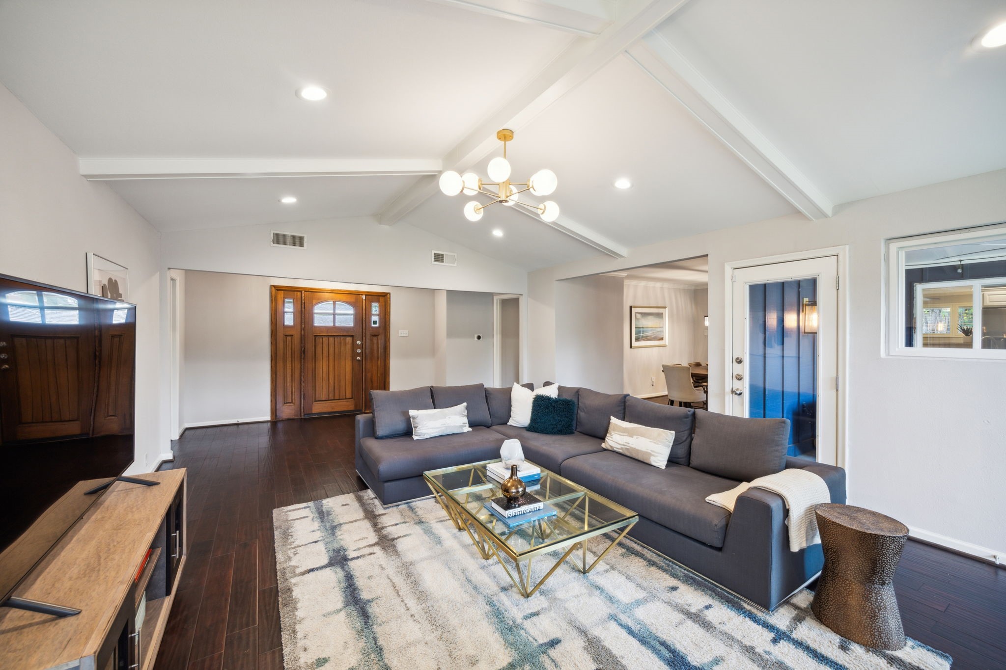 3445 Salisbury Drive