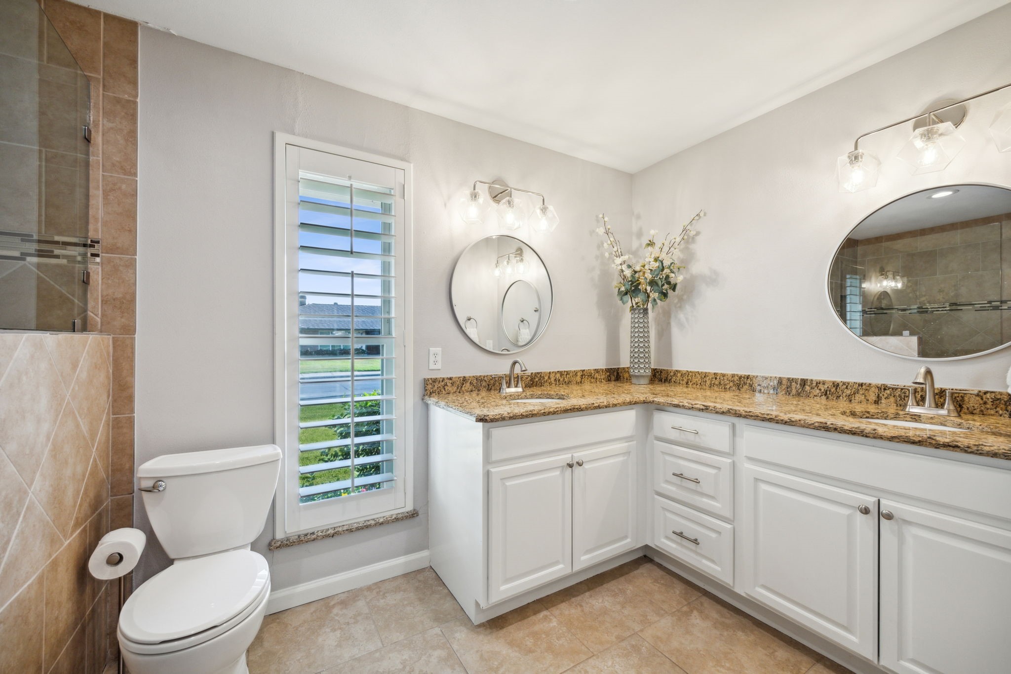 3445 Salisbury Drive