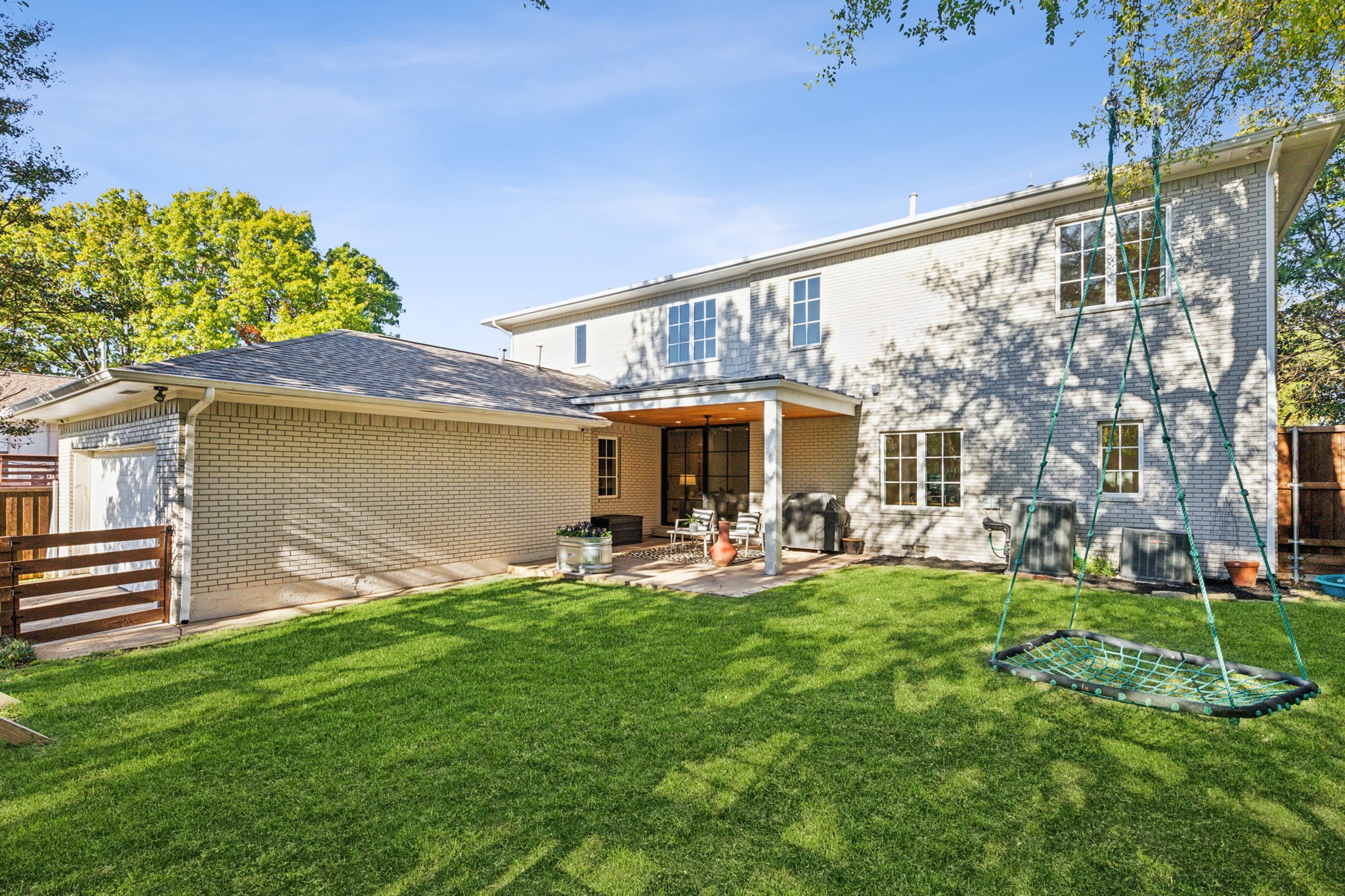 9228 Shoreview Road