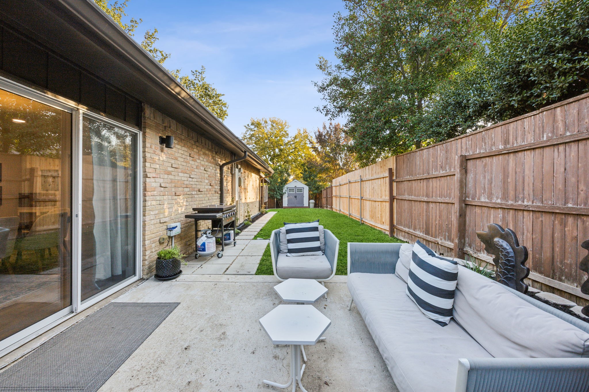 731 Pleasant Valley Lane