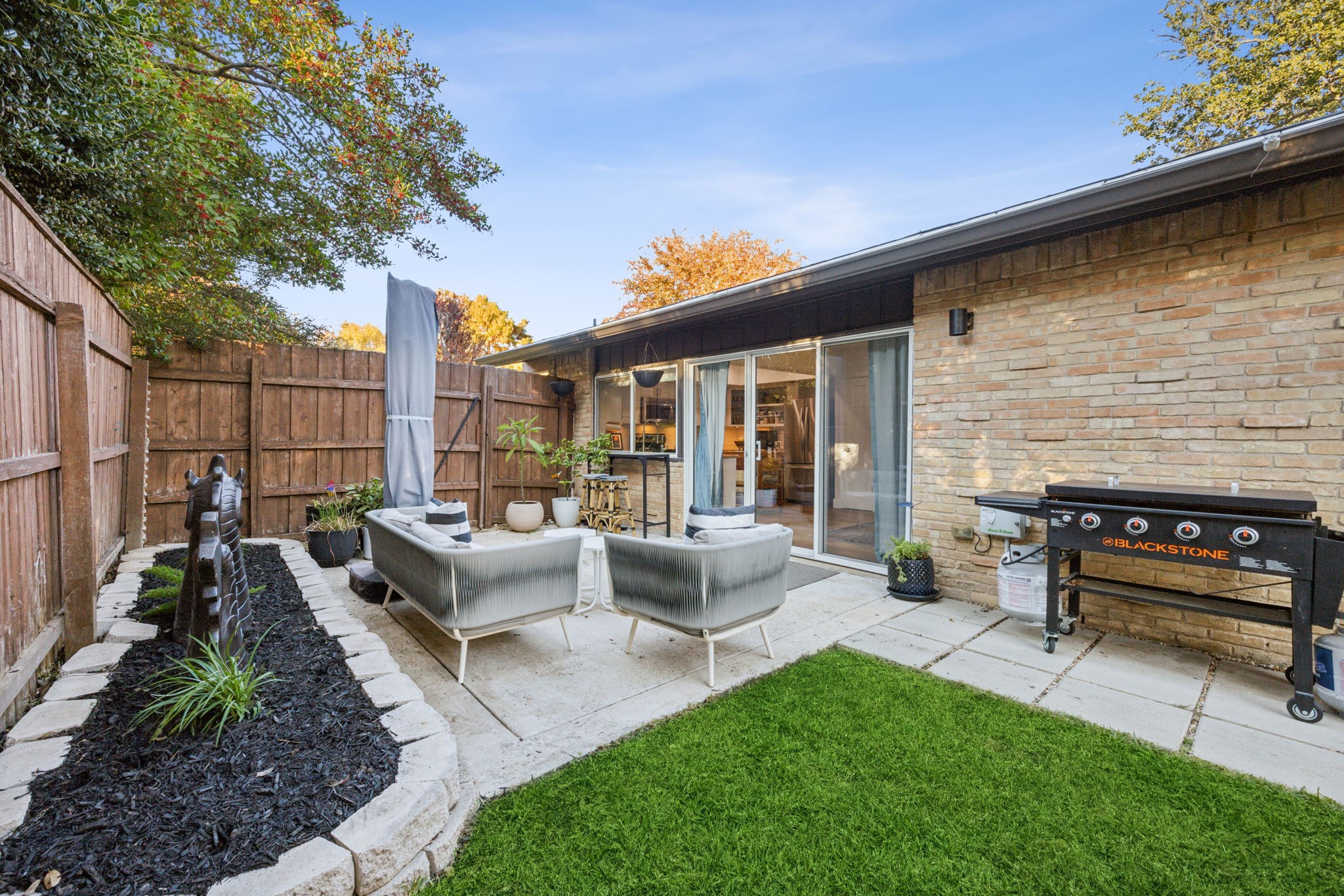 731 Pleasant Valley Lane