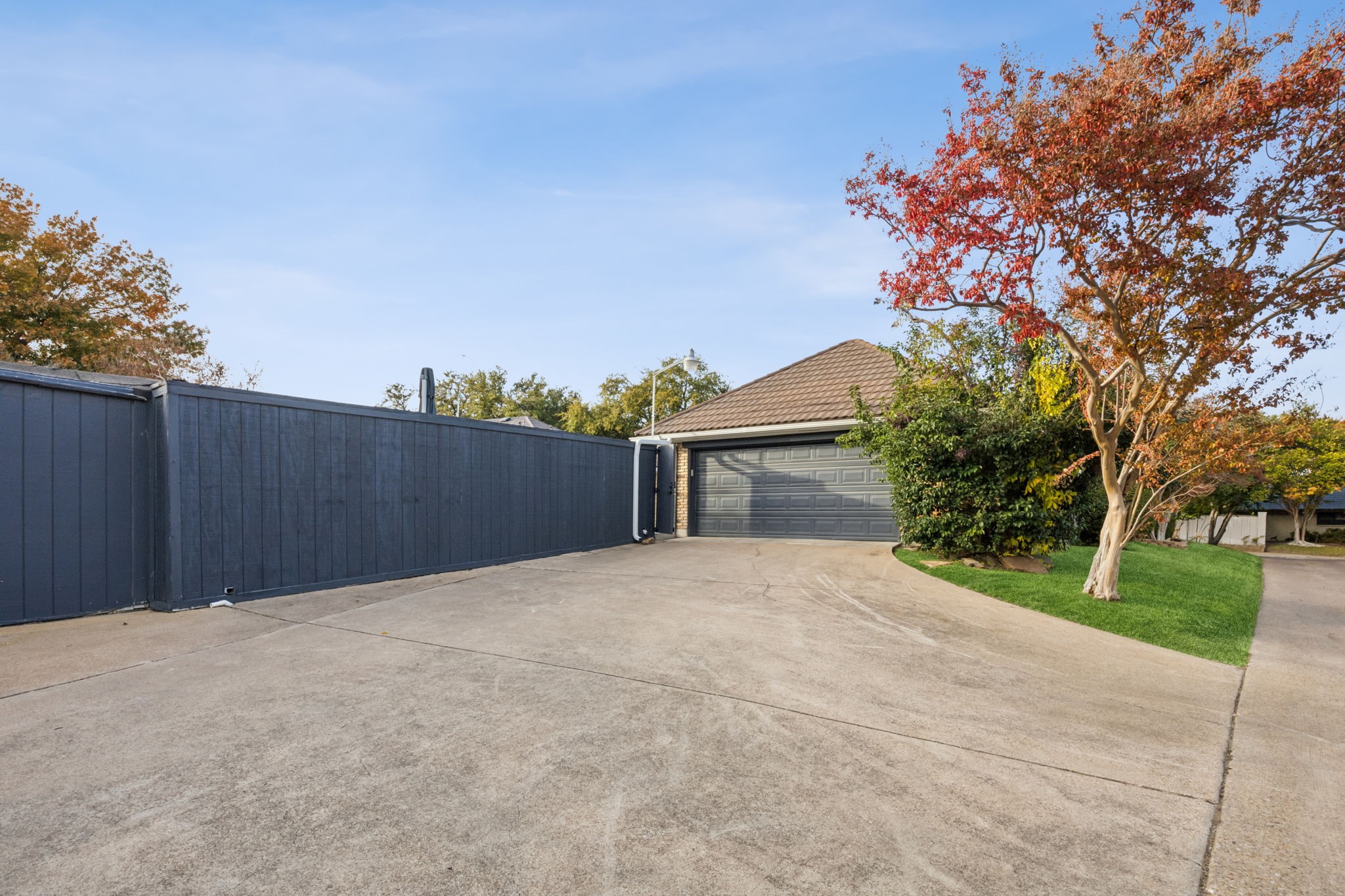 9718 Vista Oaks Drive