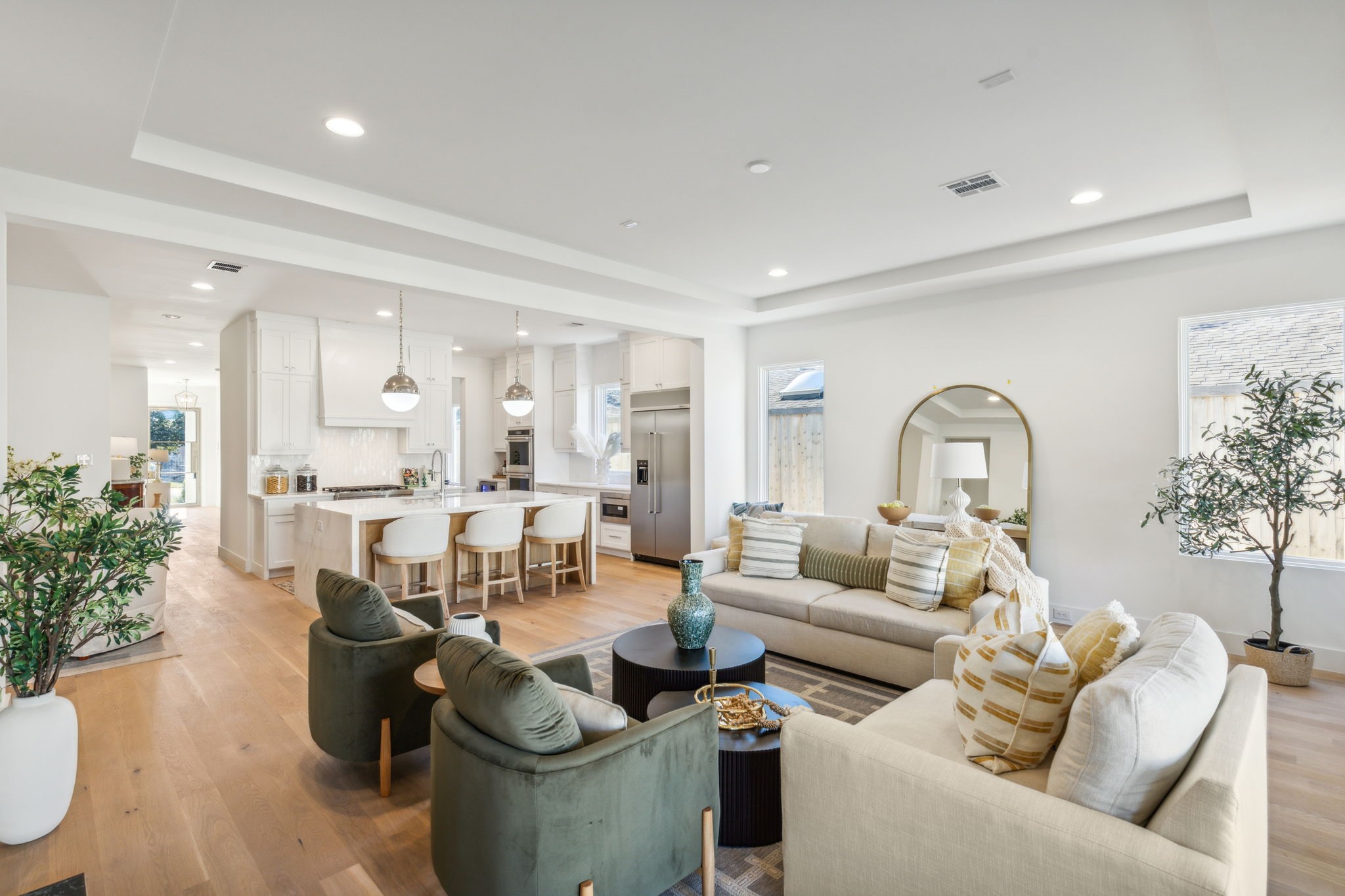 8041 Eagle Trail