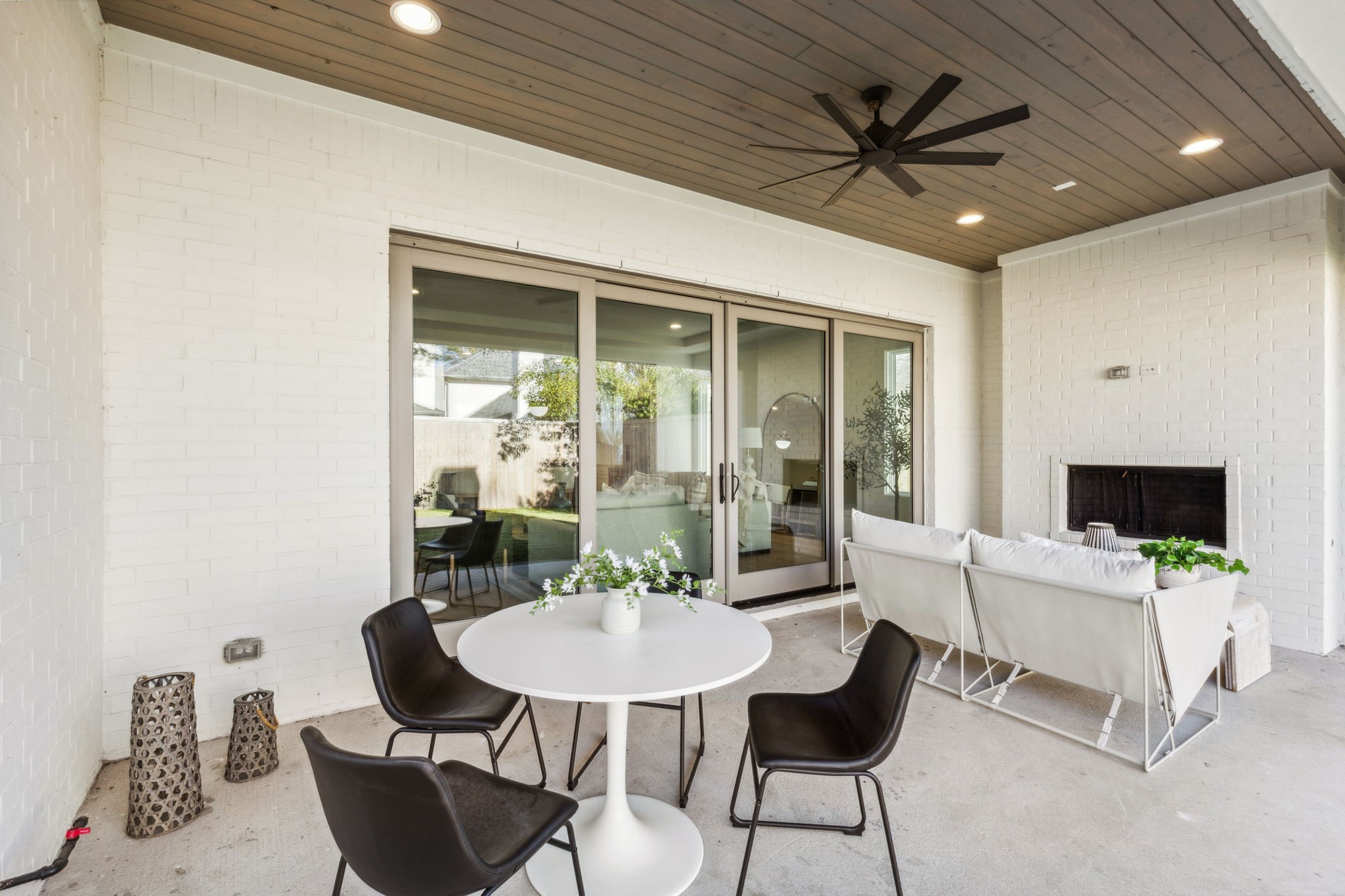 8041 Eagle Trail