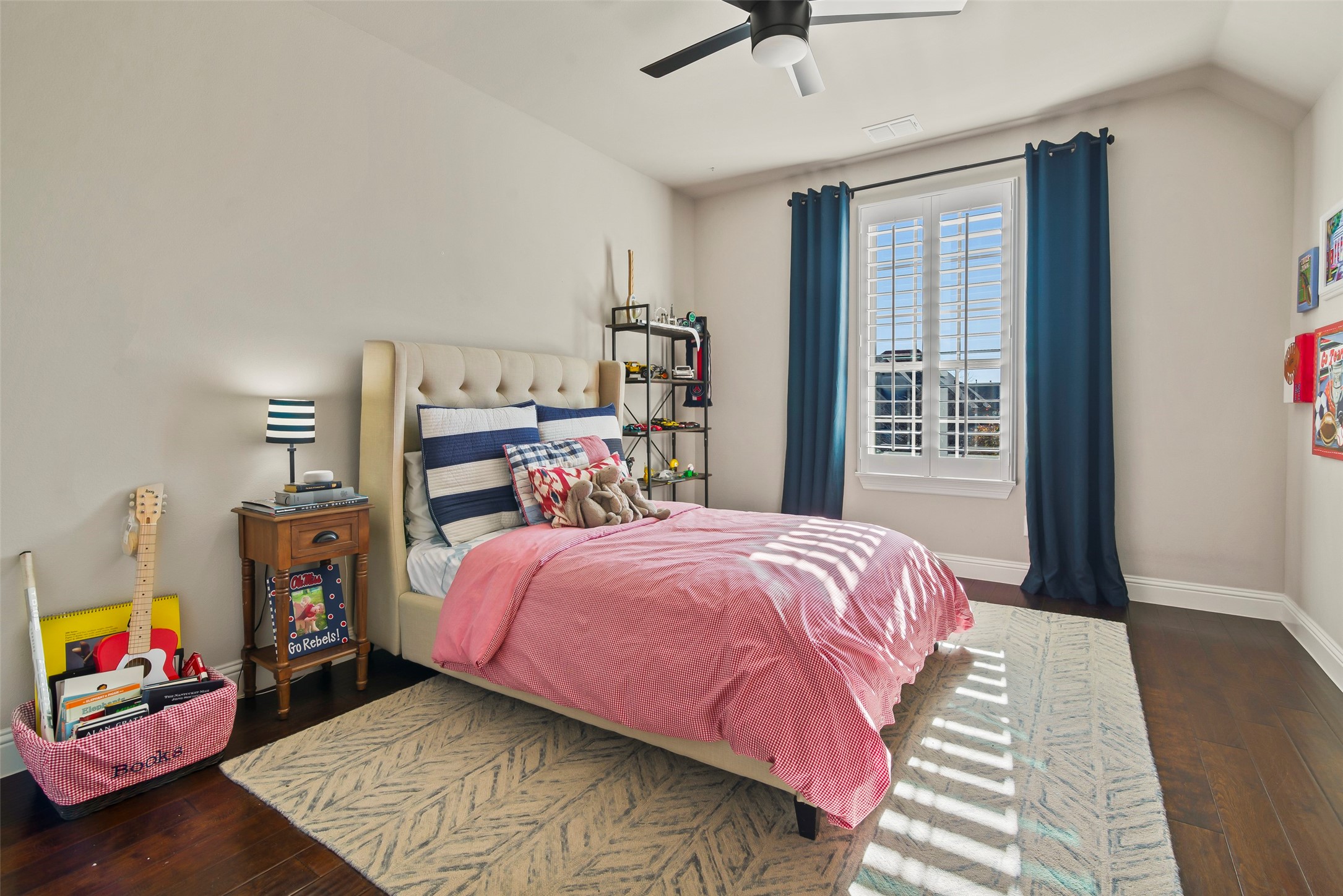9169 Vintage Oaks Court
