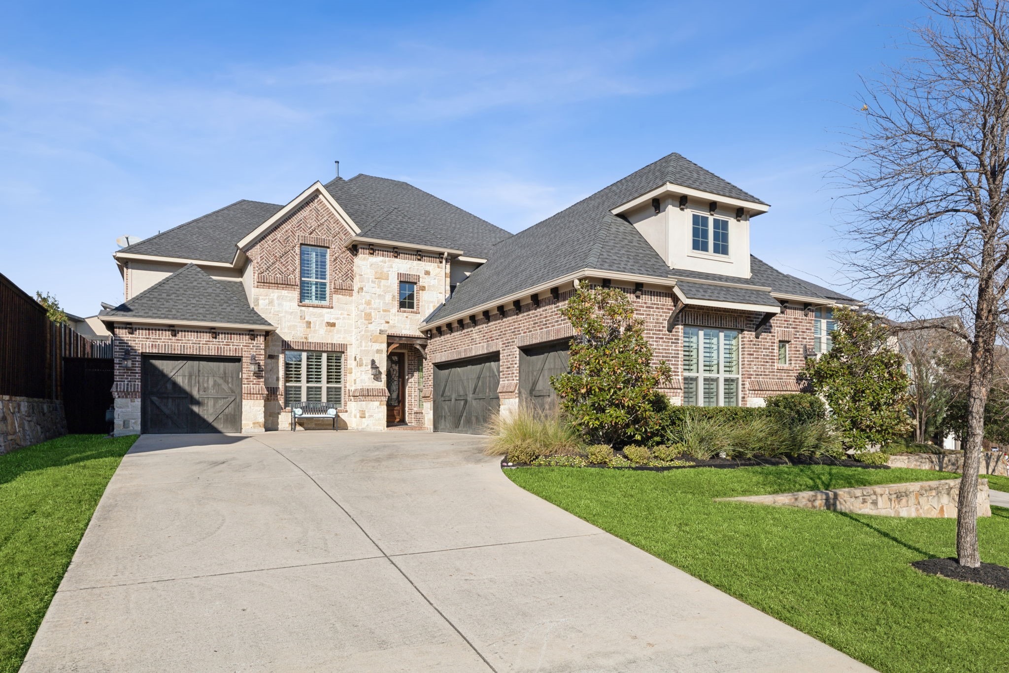 9169 Vintage Oaks Court