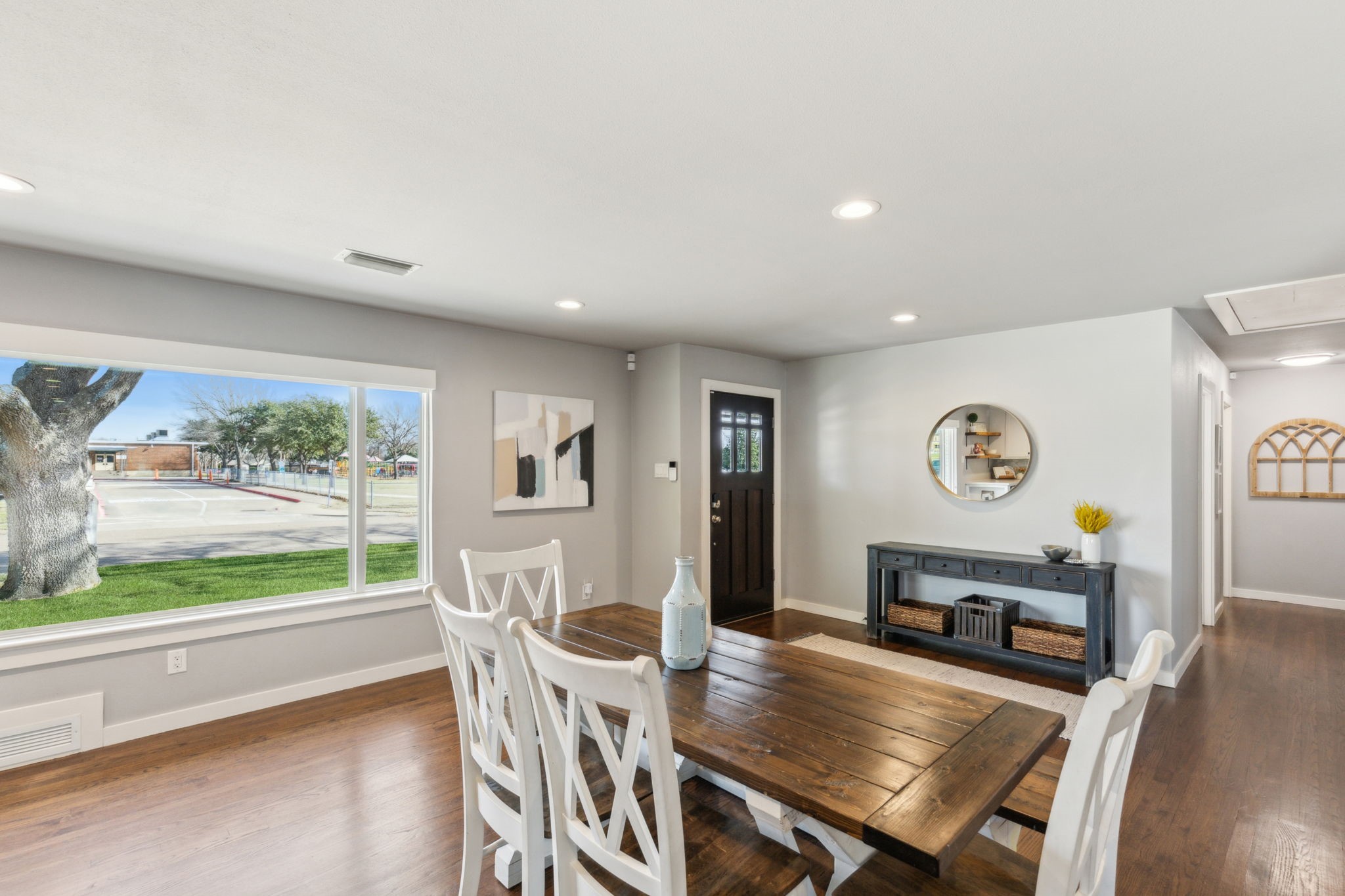 9421 Lynngrove Drive