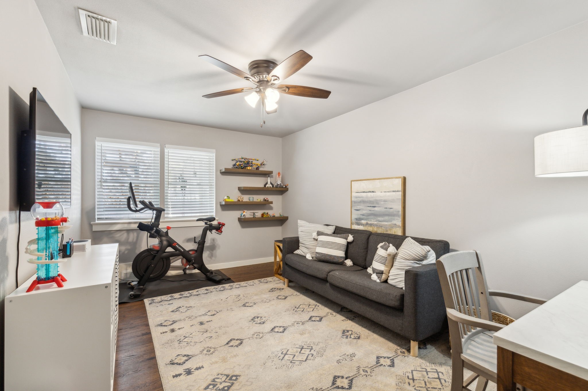 9421 Lynngrove Drive