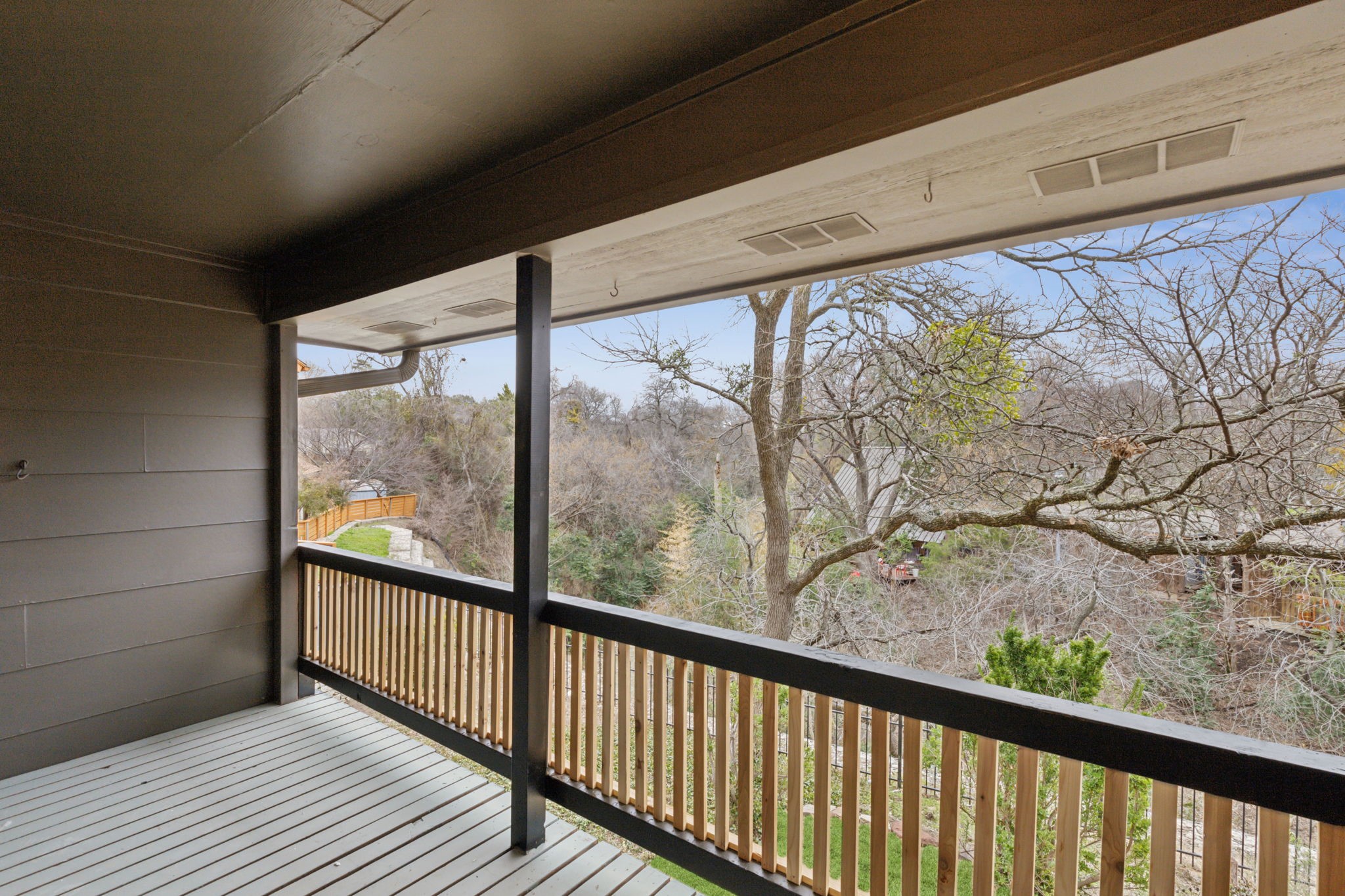 10840 Meadowcliff Lane