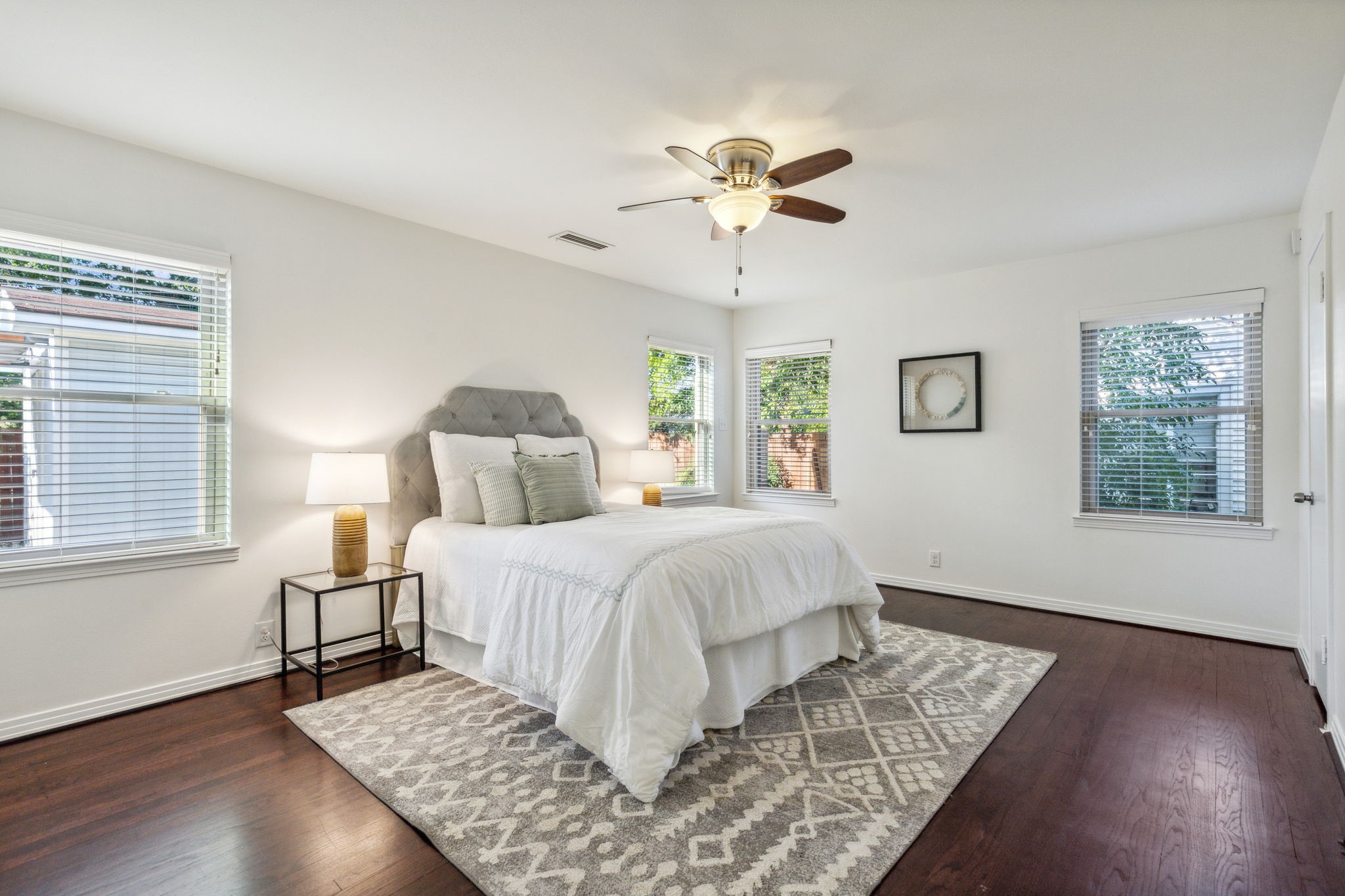 2333 Lawndale Drive