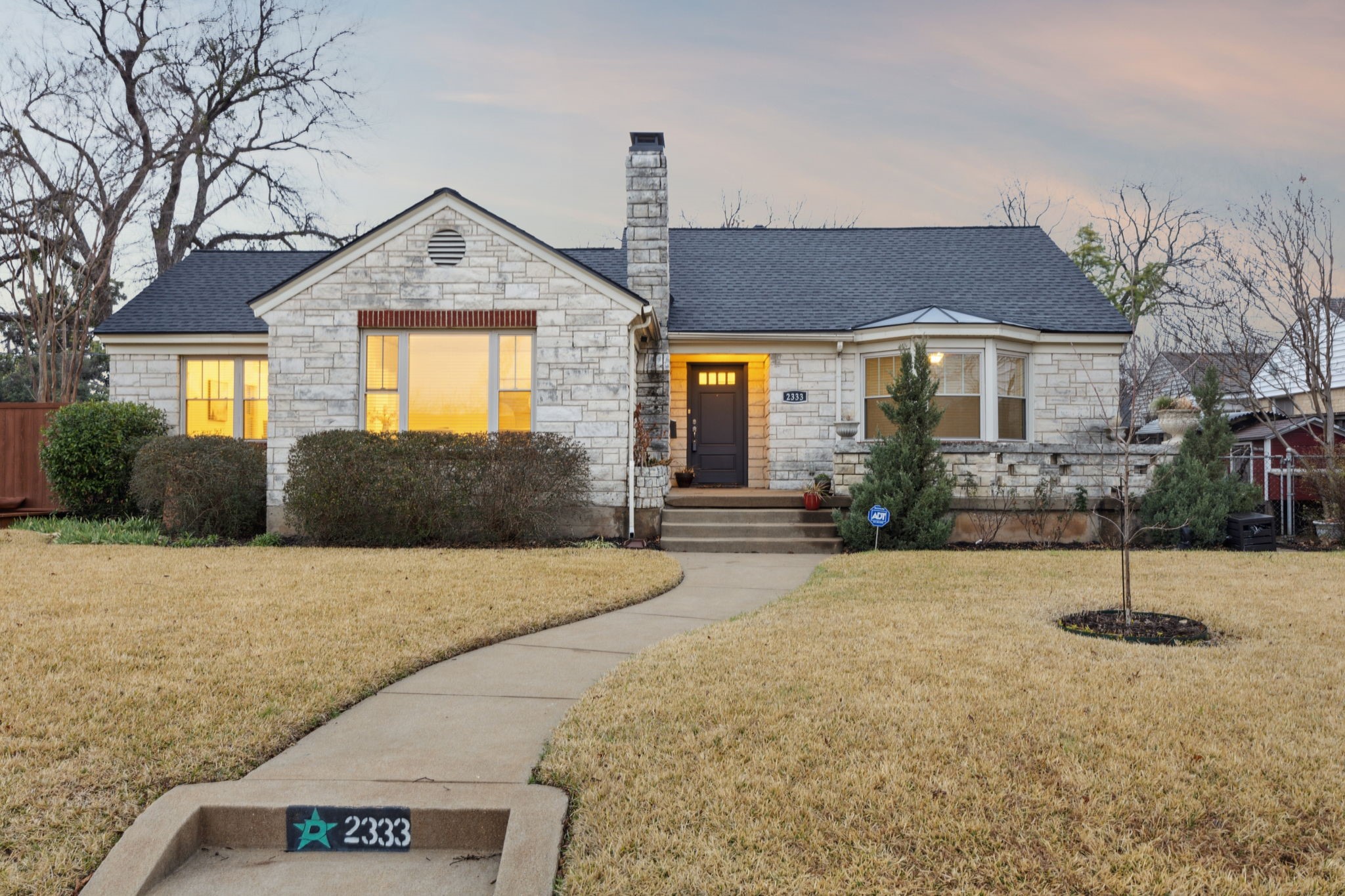 2333 Lawndale Drive