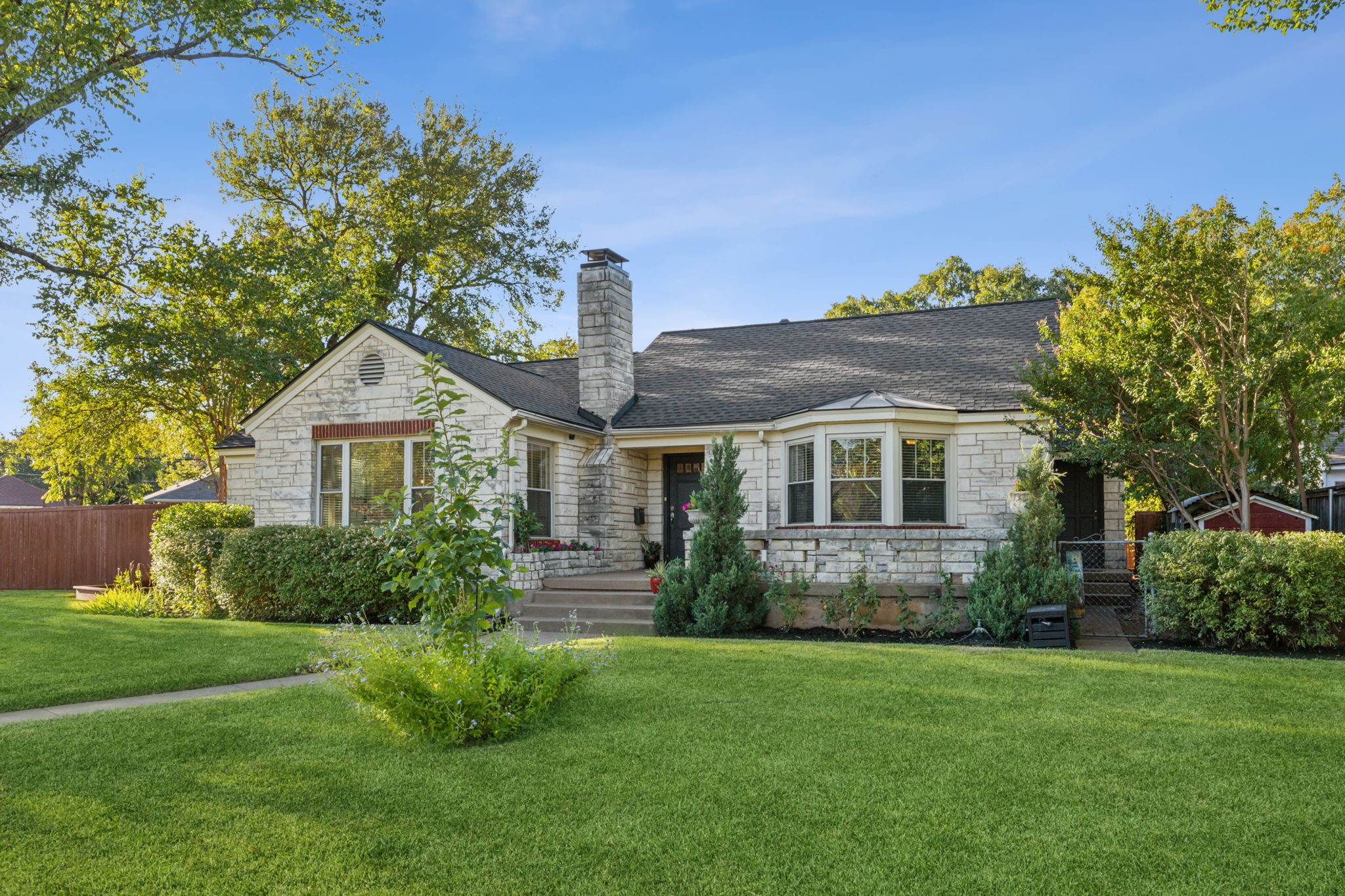 2333 Lawndale Drive