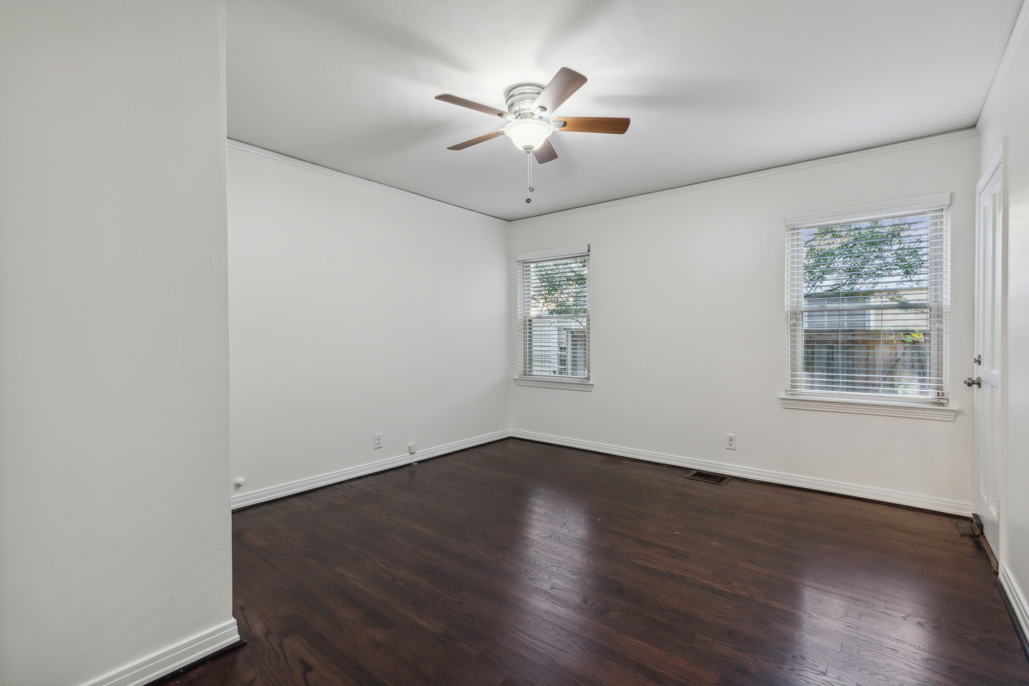 2333 Lawndale Drive