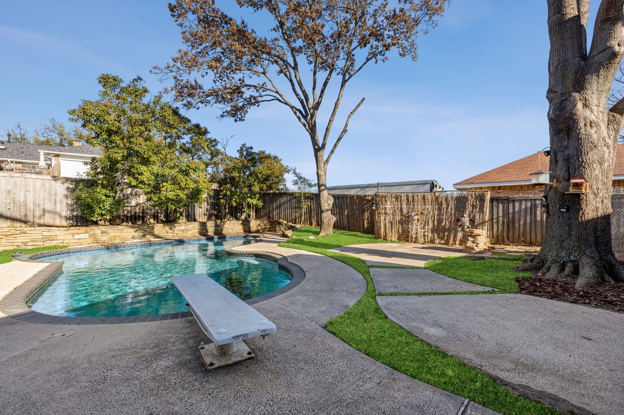 3308 Luallen Drive