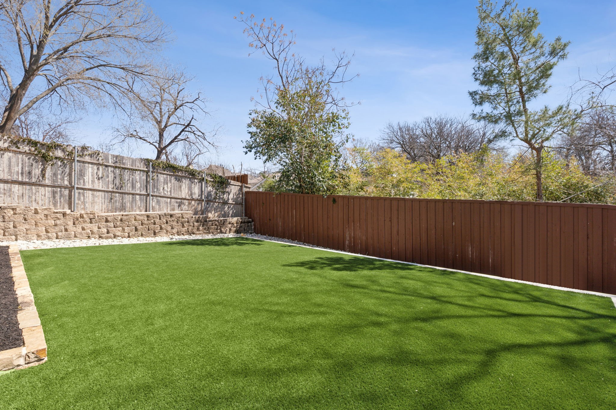 7910 Eagle Trail