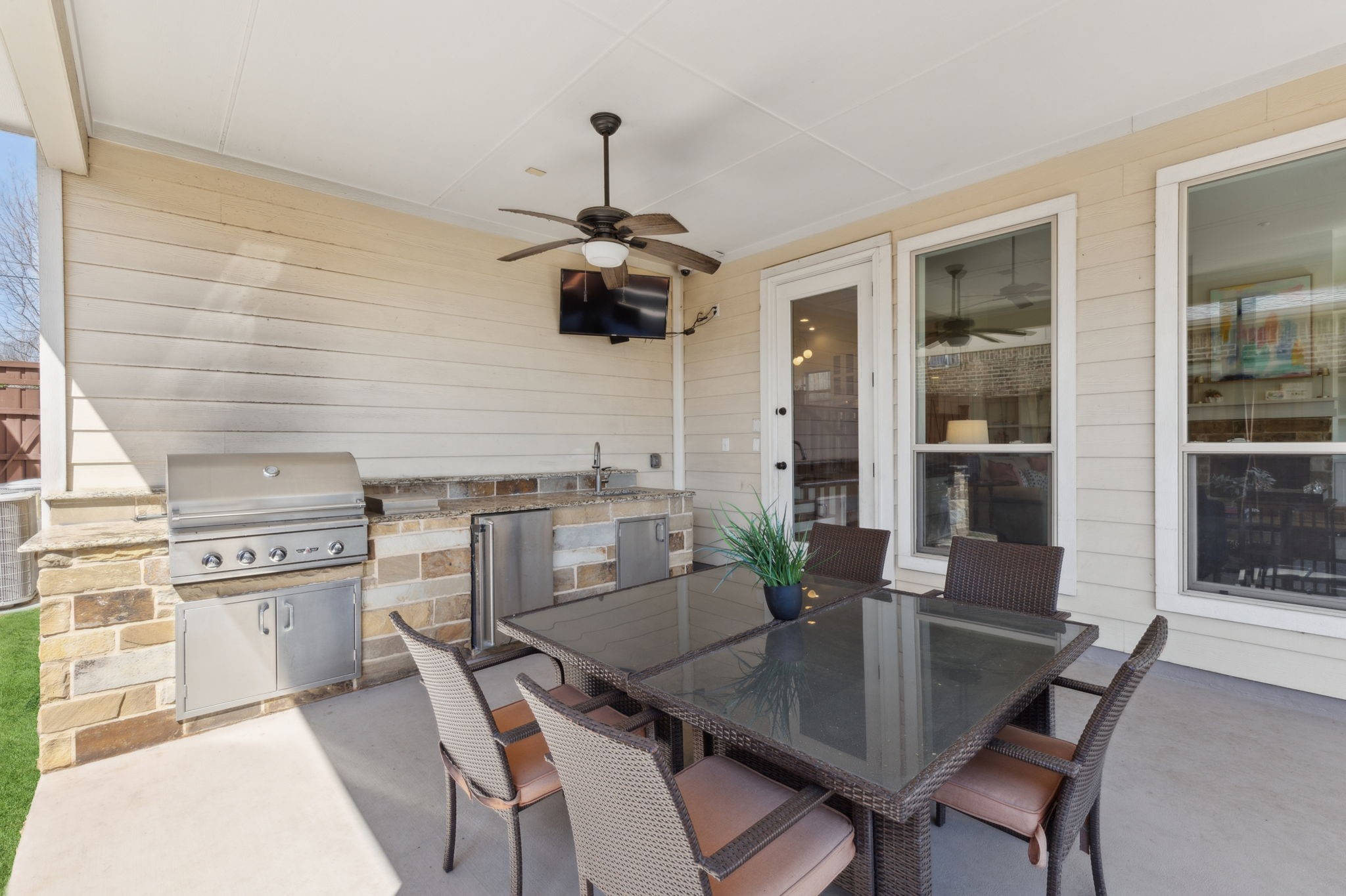 7910 Eagle Trail