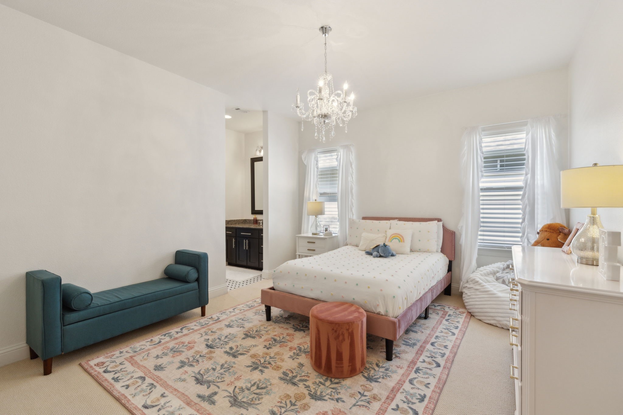 7910 Eagle Trail