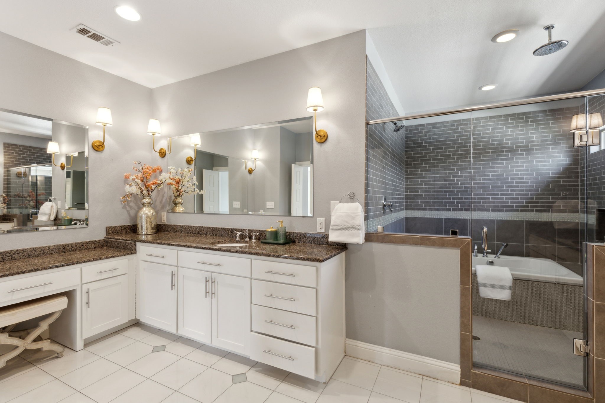 7910 Eagle Trail