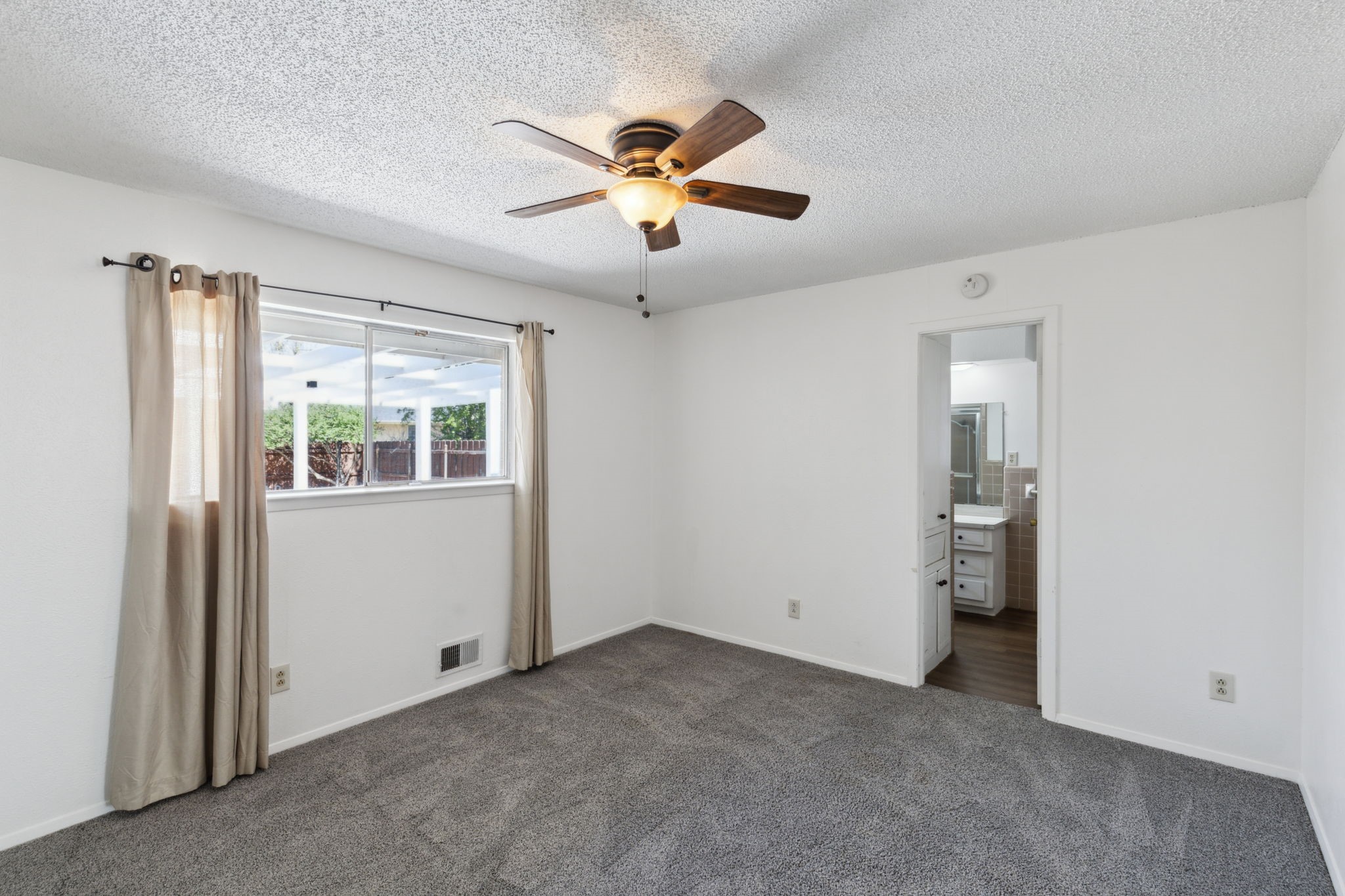 1716 Greendale Drive