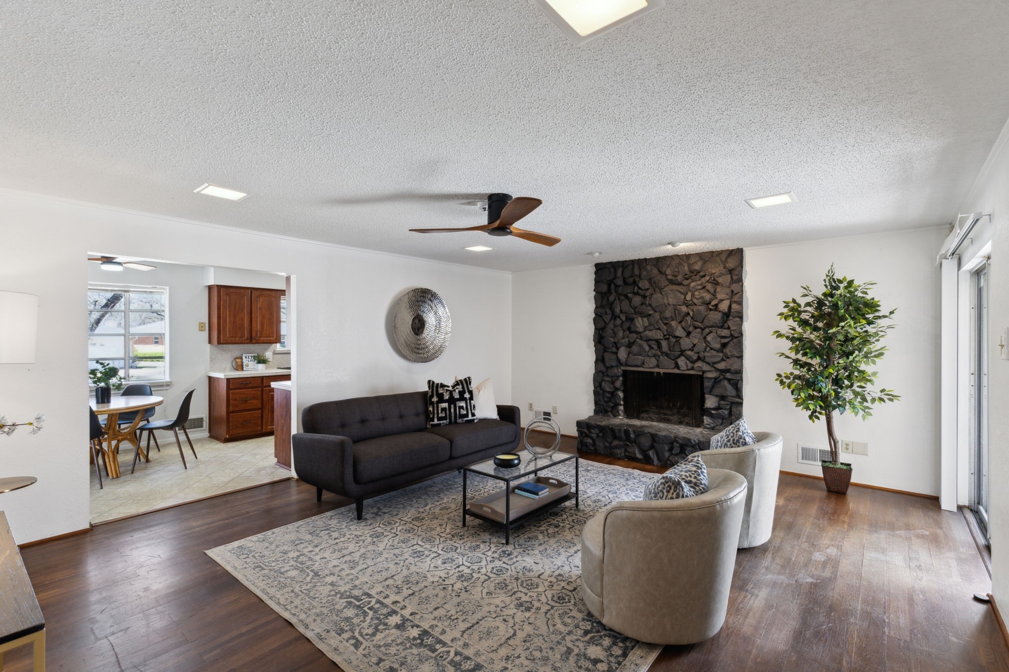 1716 Greendale Drive