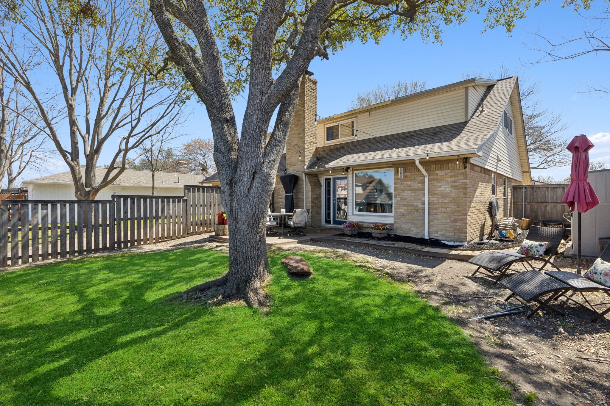 1615 Centenary Drive