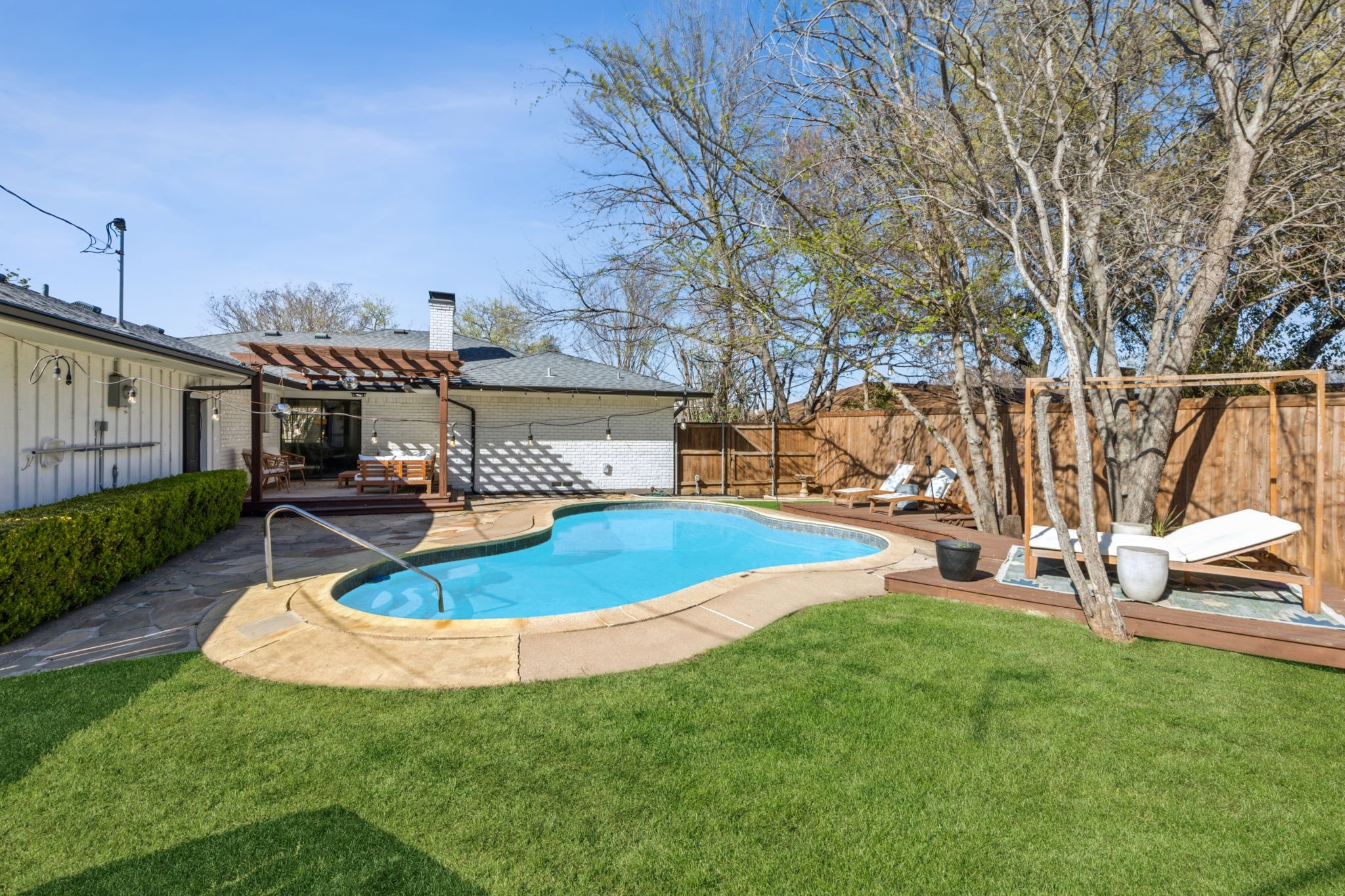 13766 Rolling Hills Lane