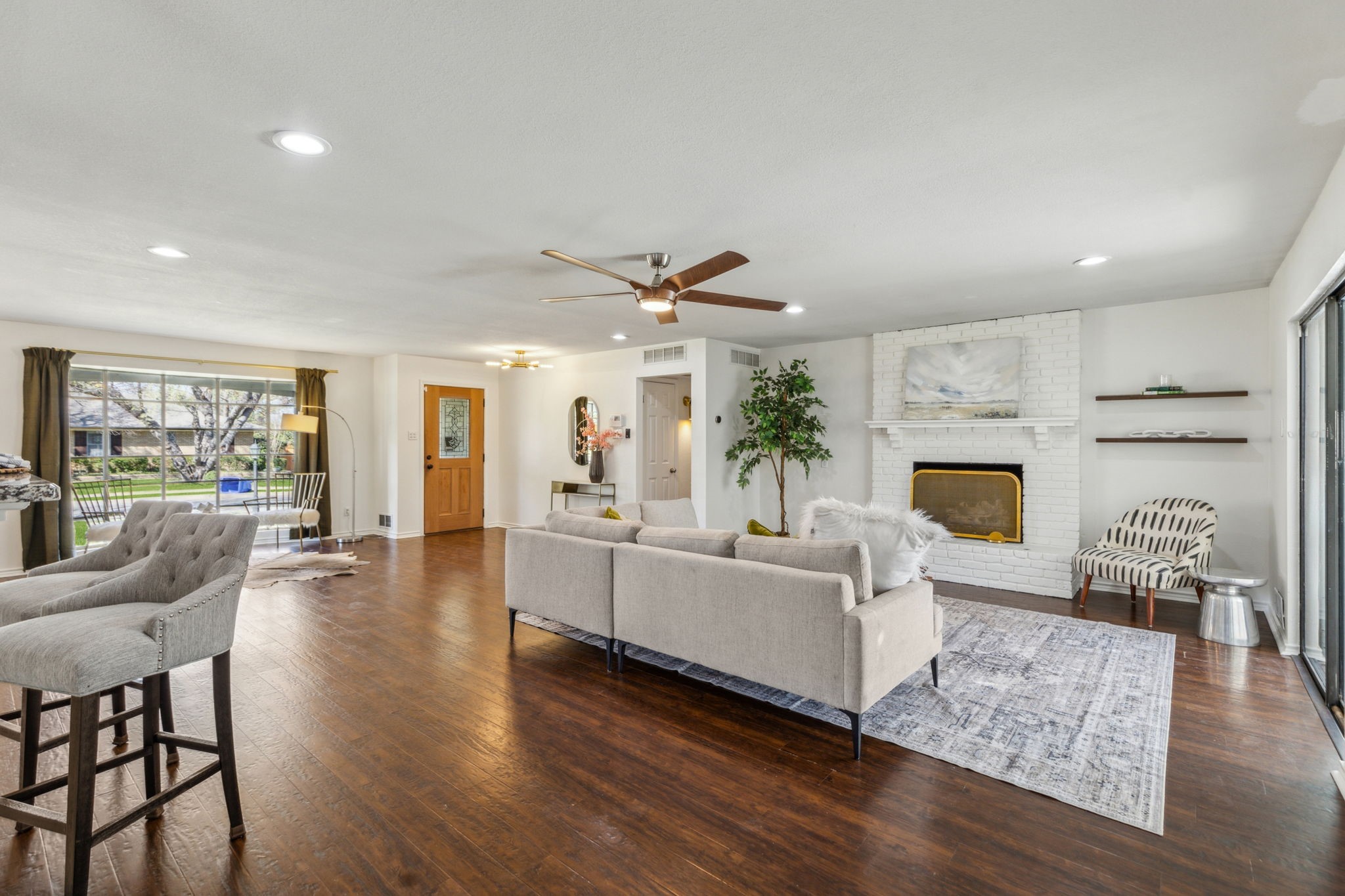 13766 Rolling Hills Lane