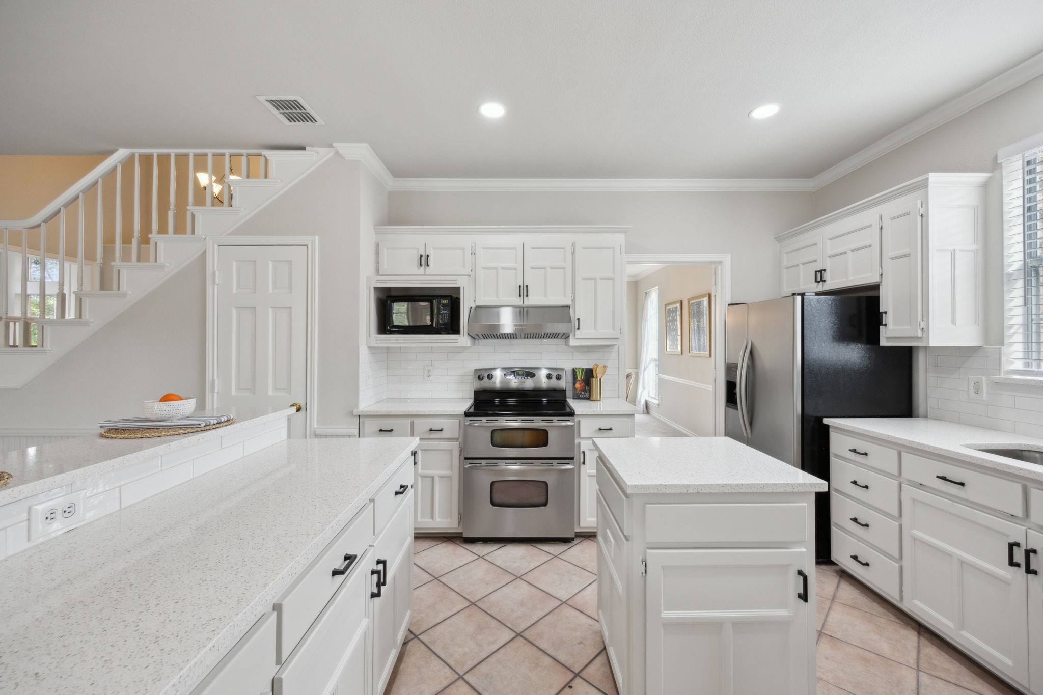 8932 Club Creek Circle