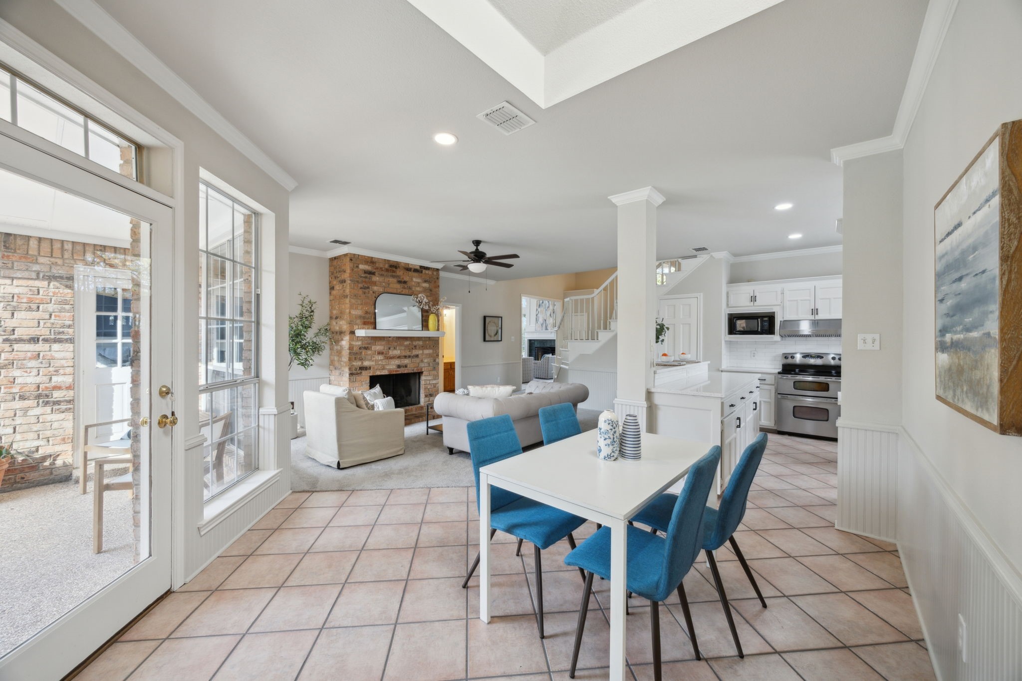 8932 Club Creek Circle