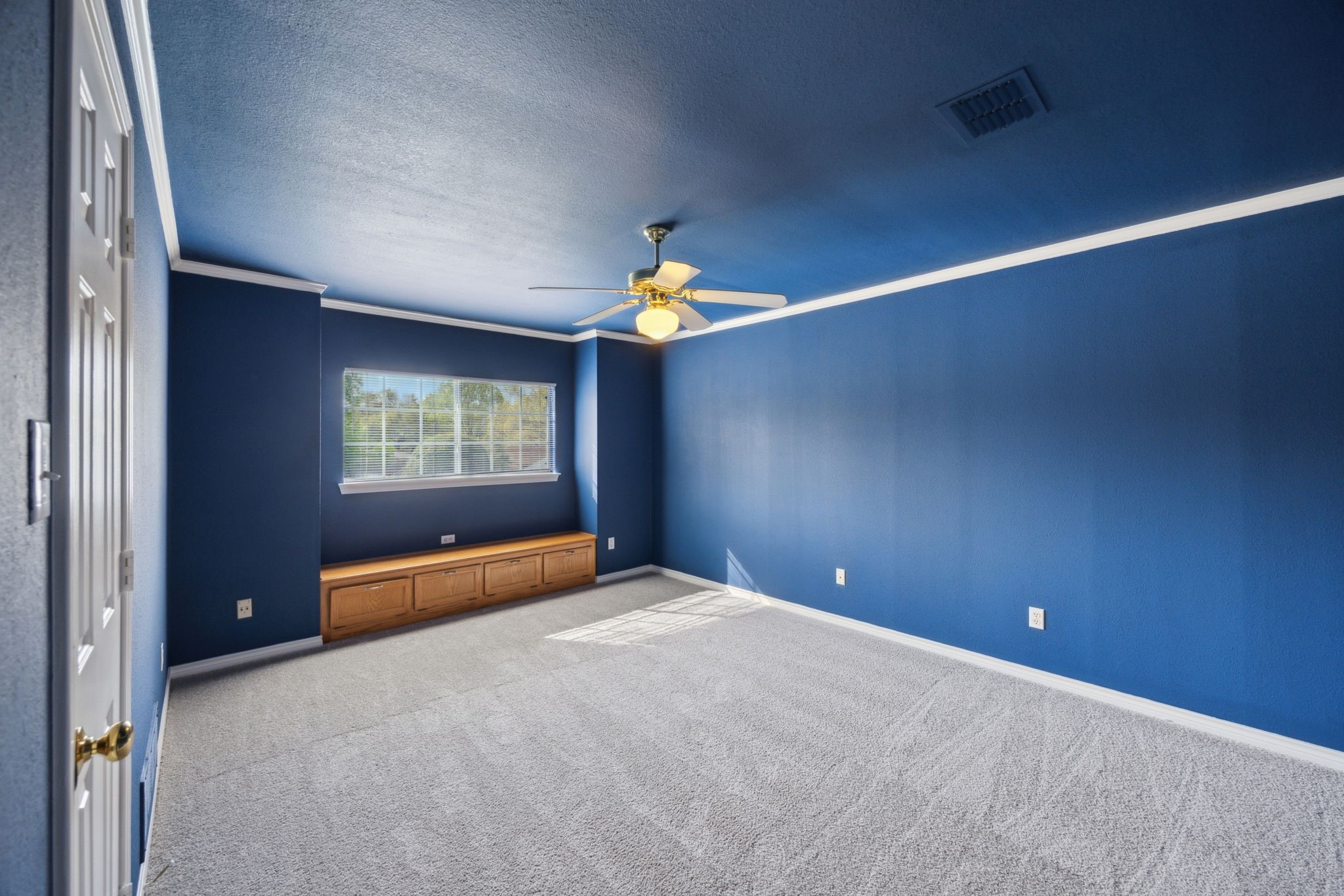 8932 Club Creek Circle