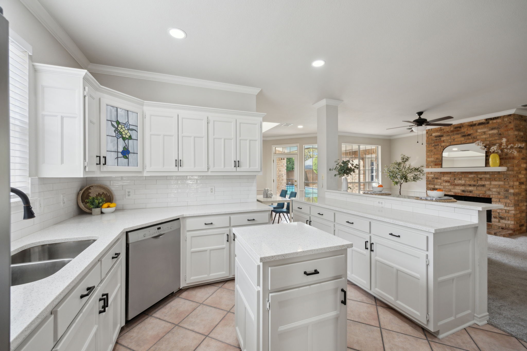 8932 Club Creek Circle