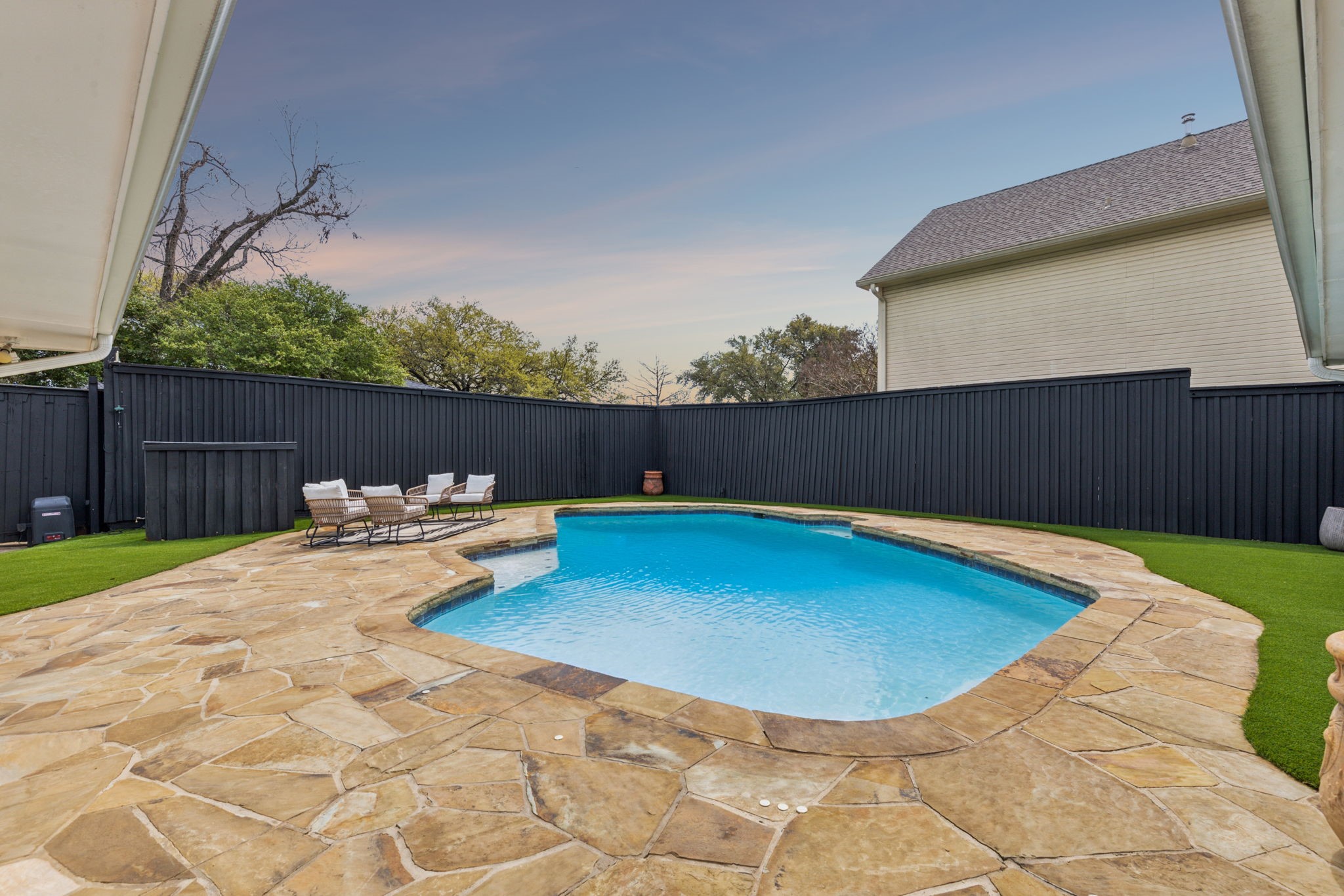 9118 Windcrest Drive