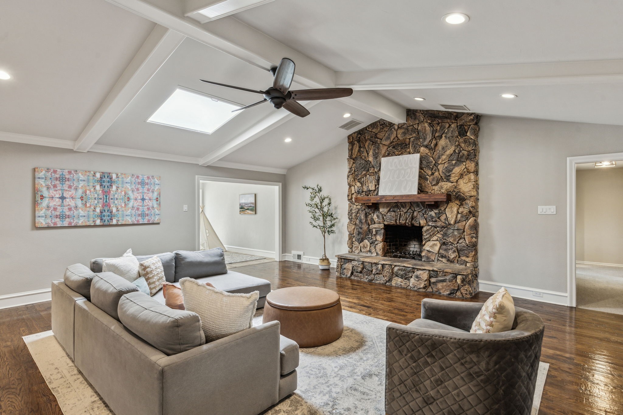 9118 Windcrest Drive