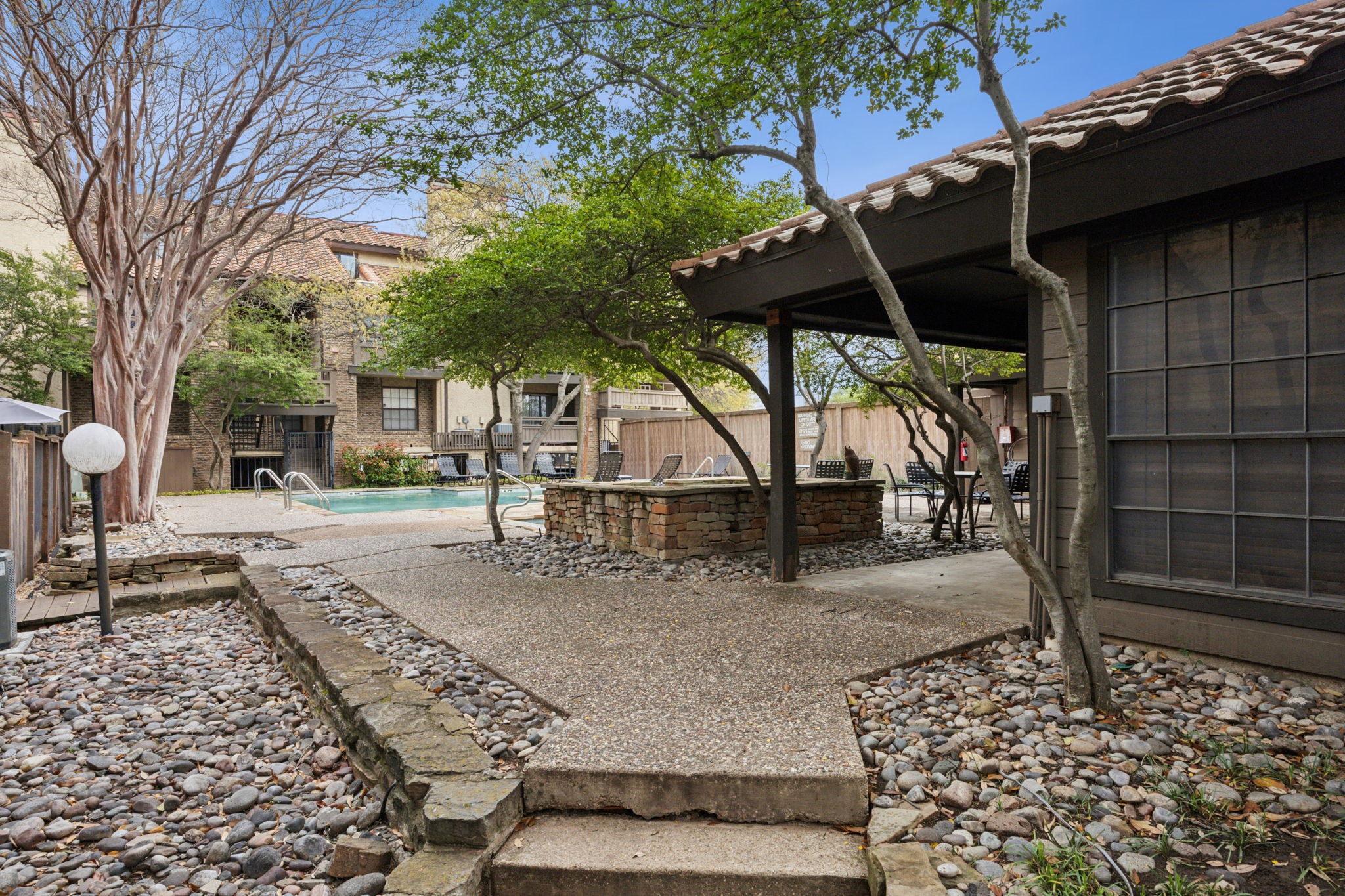 5757 E University Boulevard 27L