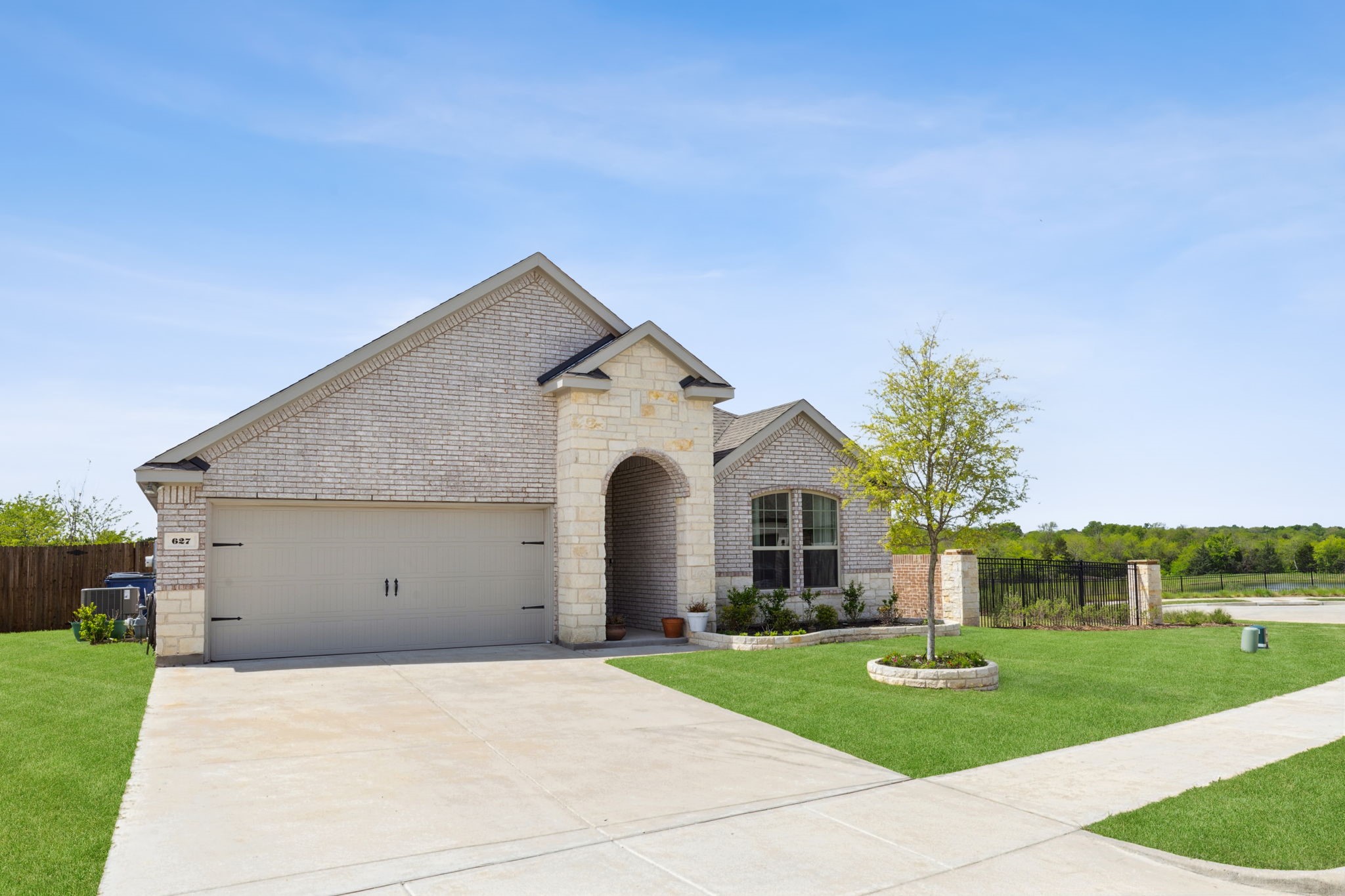 627 Royal Pine Drive