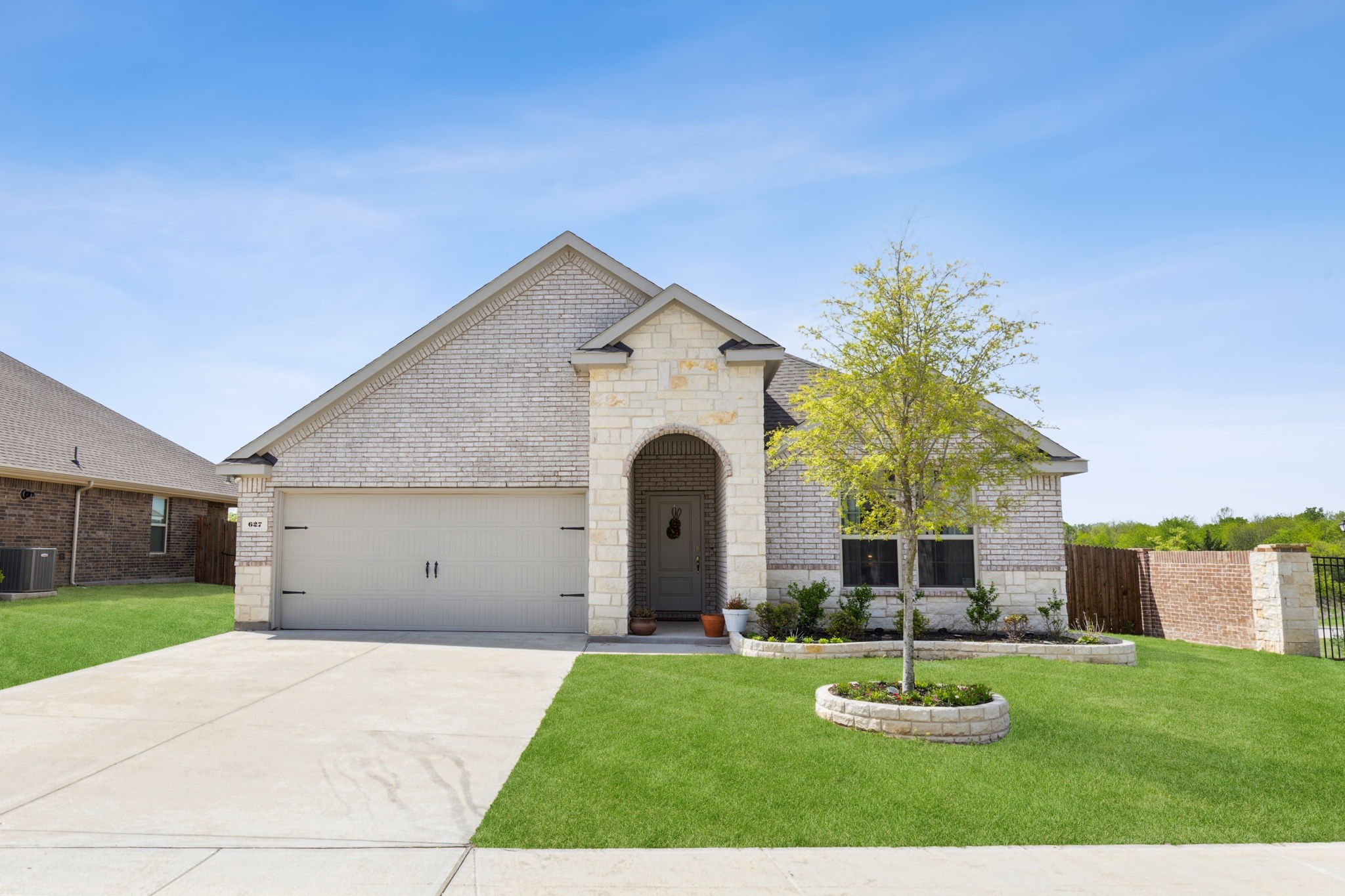 627 Royal Pine Drive