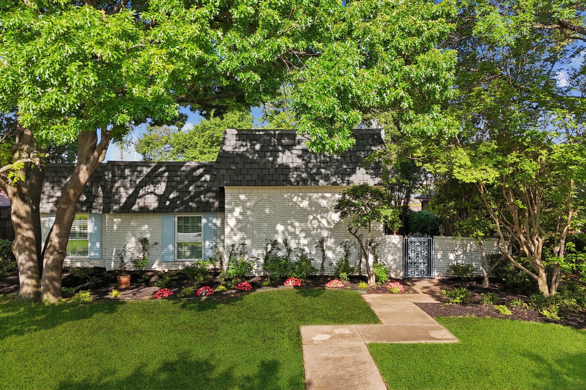 10109 Royal Highlands Drive