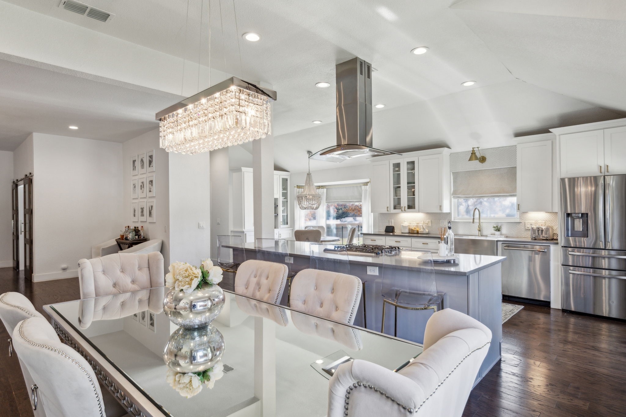 10102 Dove Trail Circle