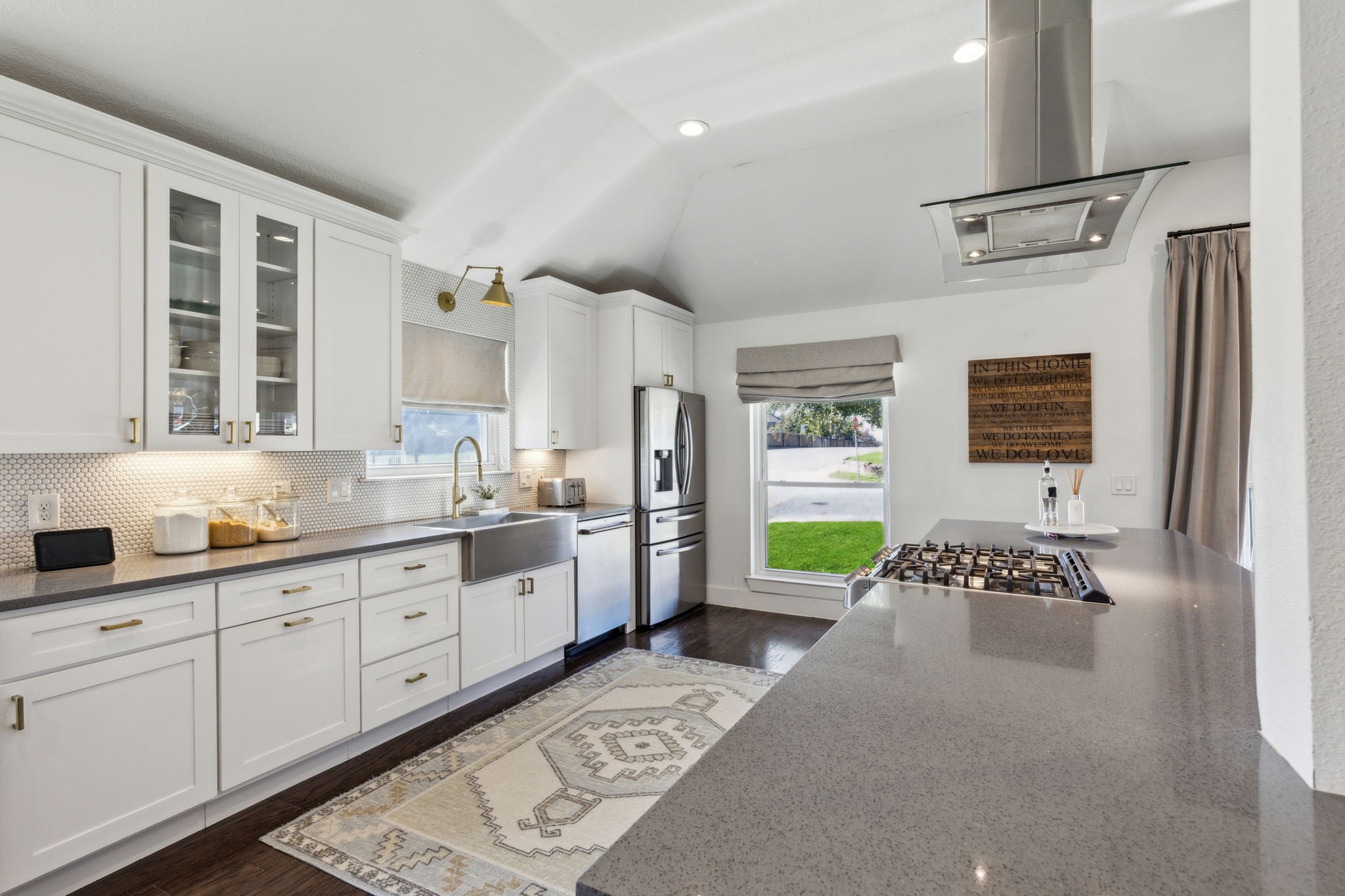 10102 Dove Trail Circle