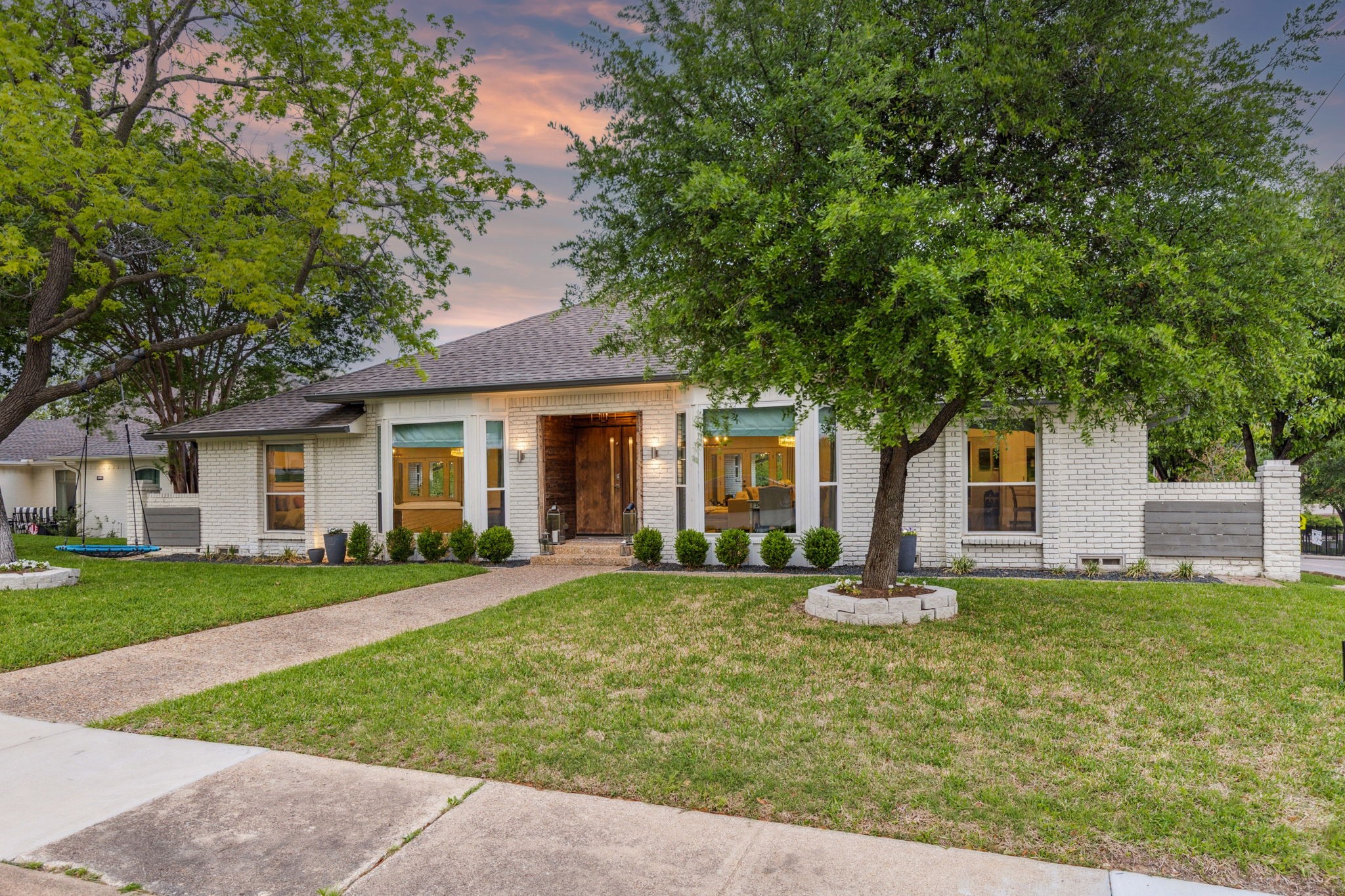 10102 Dove Trail Circle