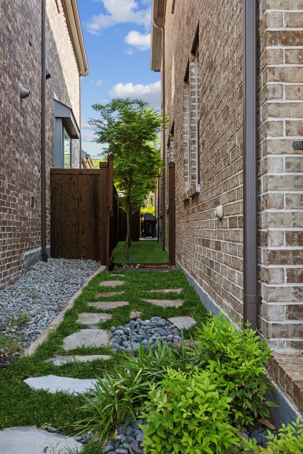 10511 Plumwood Parkway